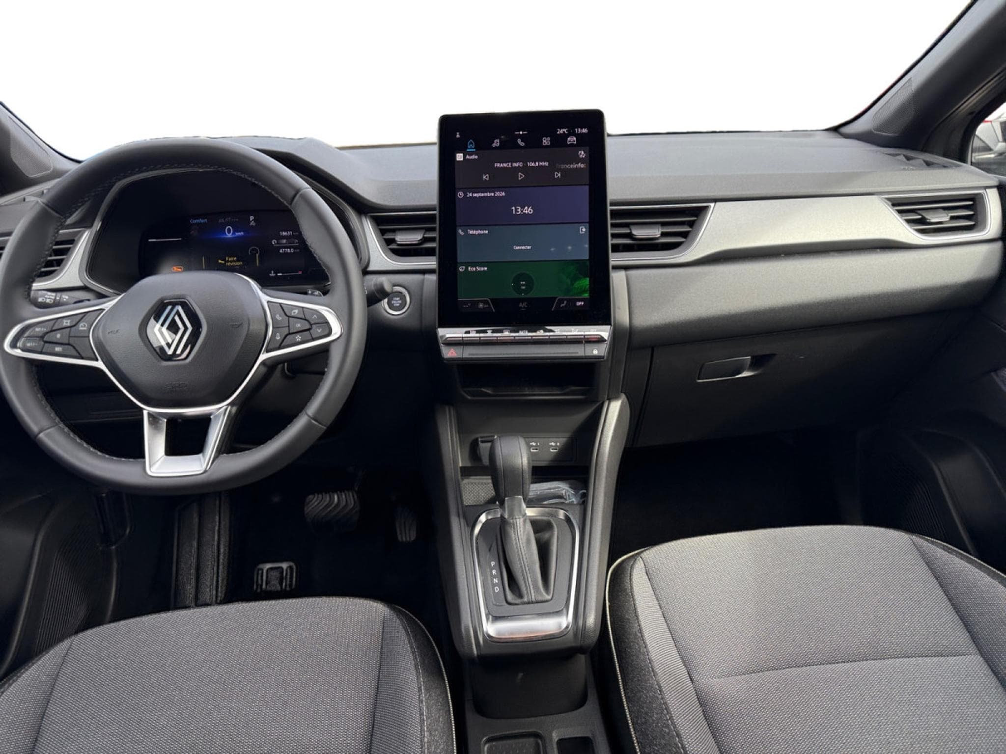 Renault Captur 1.3 TCe MHEV Techno 160 EDC (2025) - Photo 8