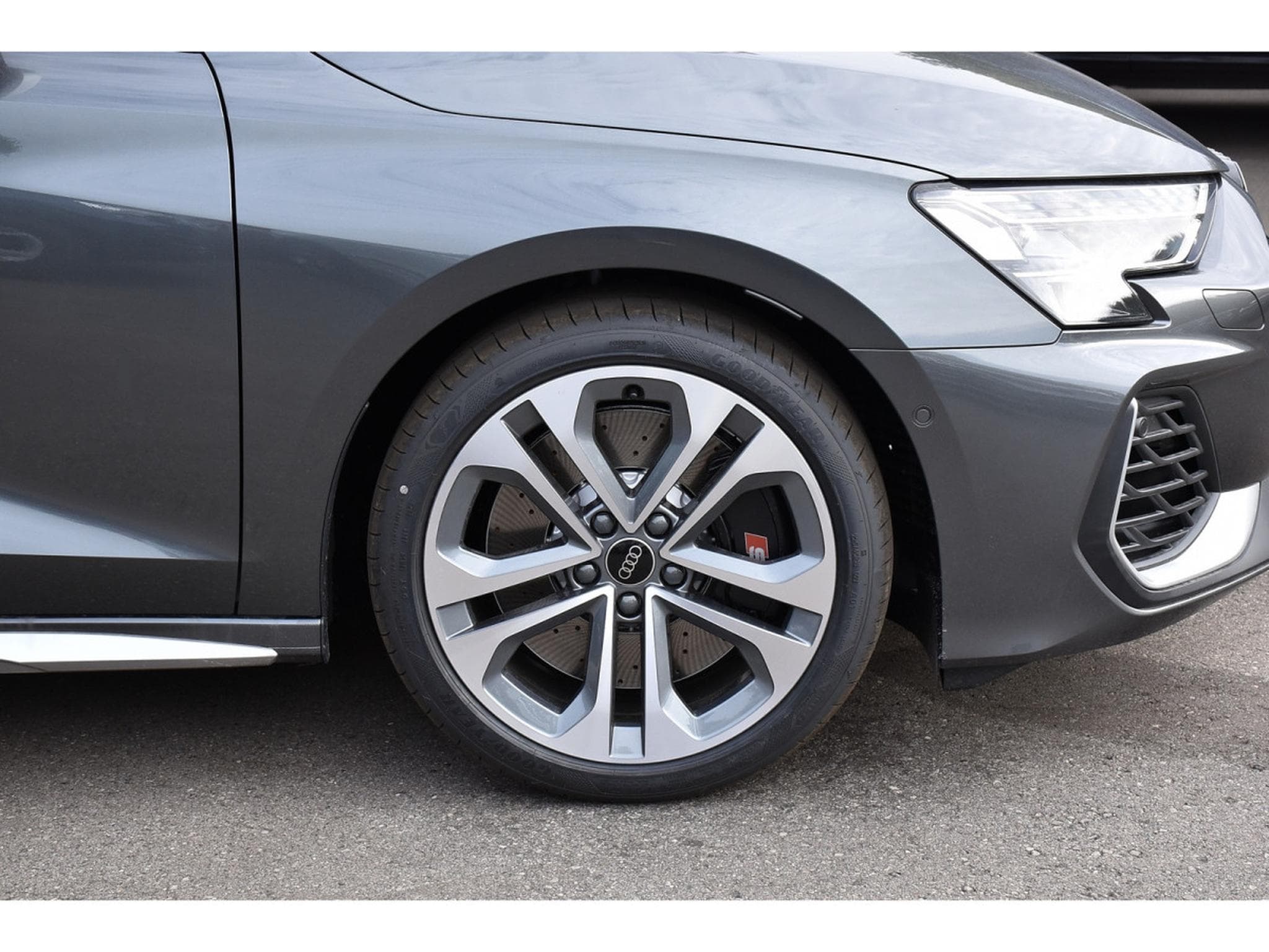 Audi S3 Sportback 2.0 TFSI Quattro S-Tronic ACC CAM NEUVE (2026) - Photo 5