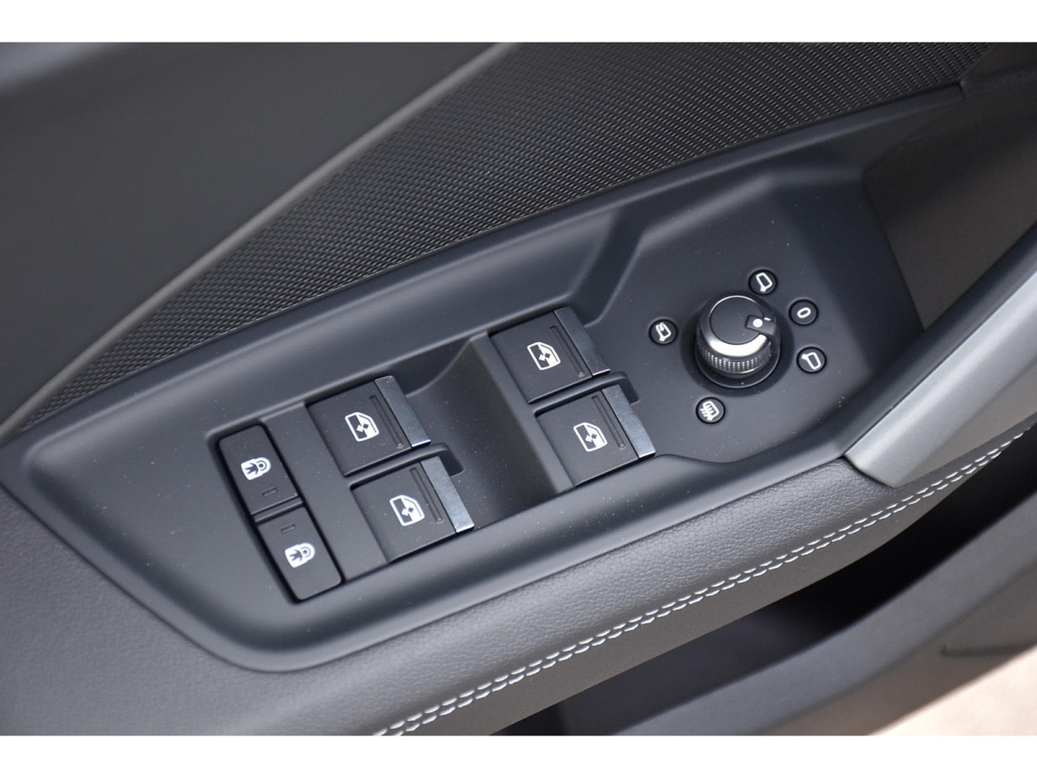 Audi S3 Sportback 2.0 TFSI Quattro S-Tronic ACC CAM NEUVE (2026) - Photo 22
