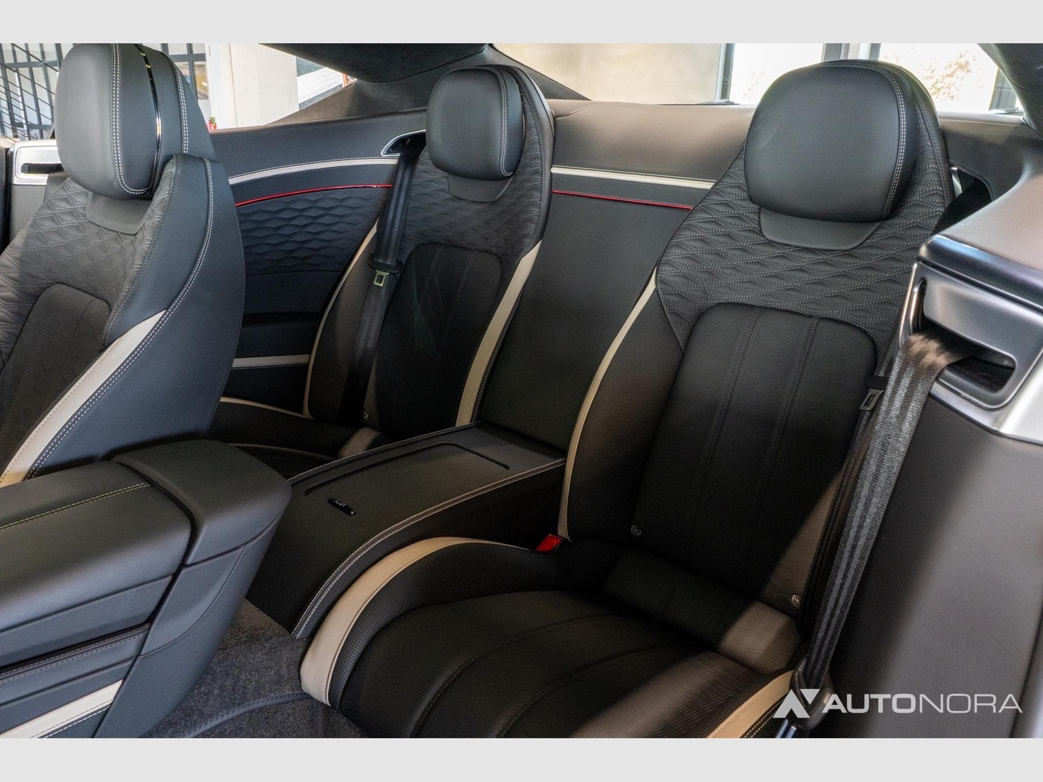 Bentley Continental GT Speed First Edition (2025) - Photo 14