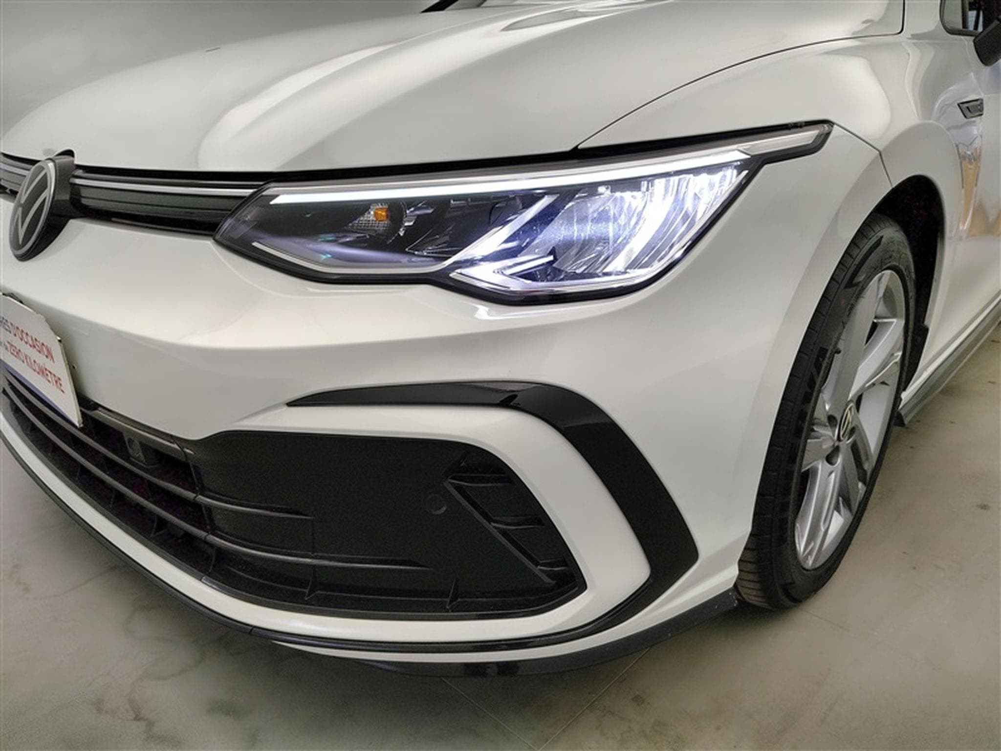 VW Golf 1.5 TSi 130Cv R-Line CARPLAY / FULL LED / ALU (2024) - Foto 15