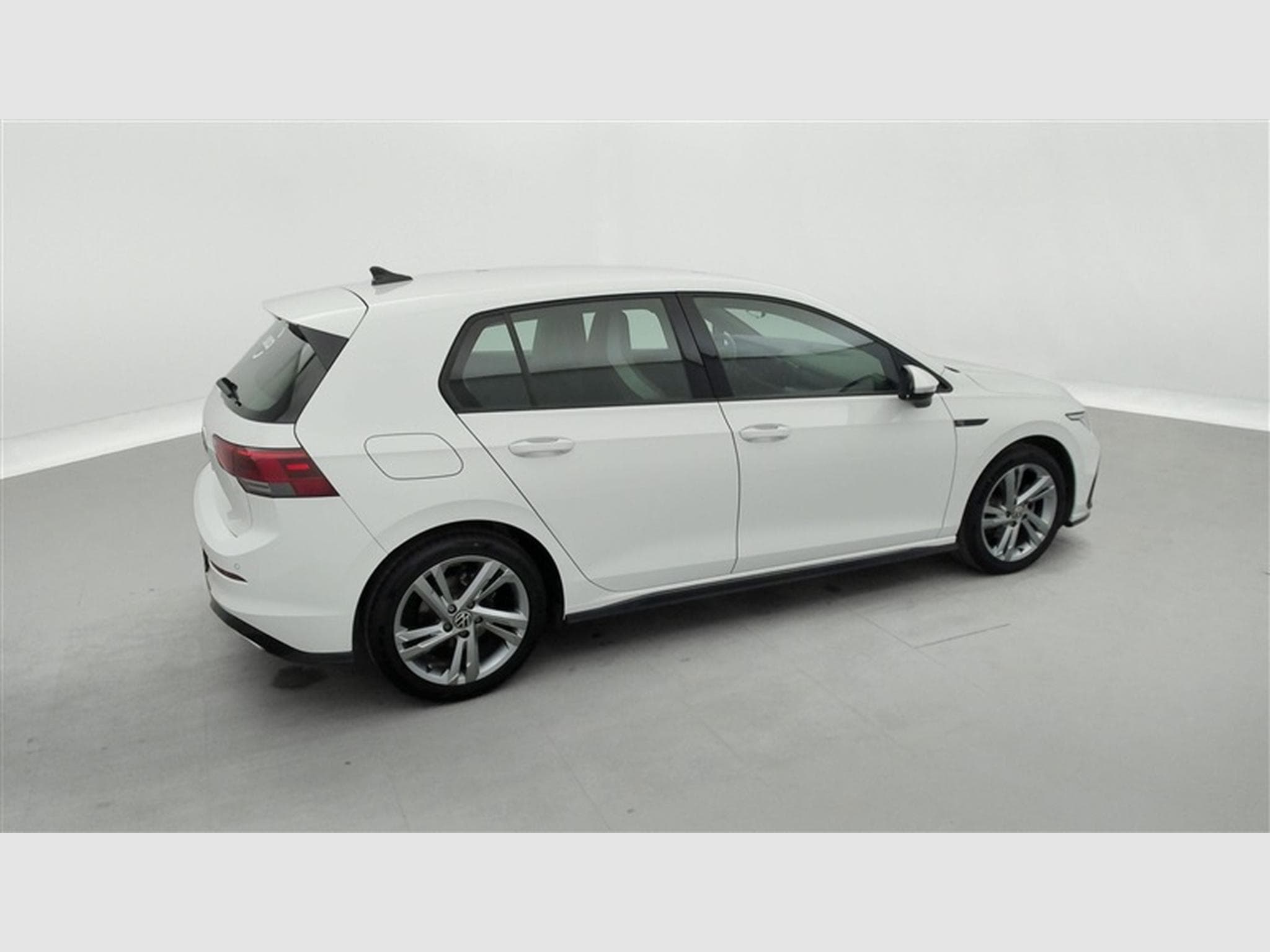 VW Golf 1.5 TSi 130Cv R-Line CARPLAY / FULL LED / ALU (2024) - Foto 25