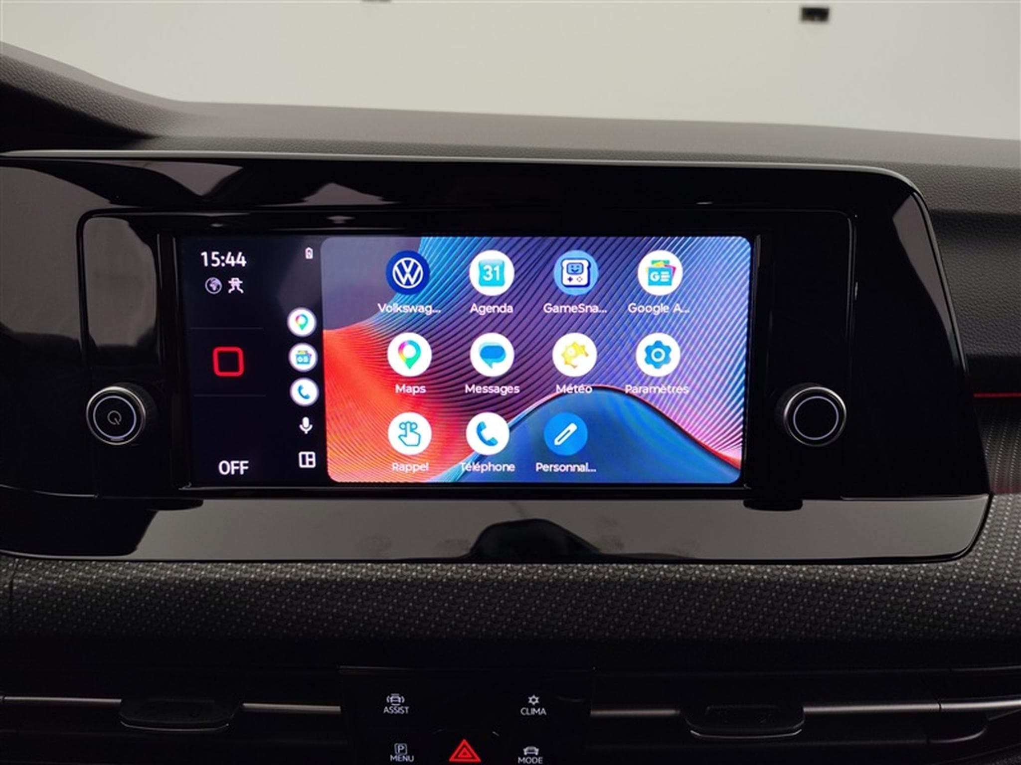 VW Golf 1.5 TSi 130Cv R-Line CARPLAY / FULL LED / ALU (2024) - Foto 20