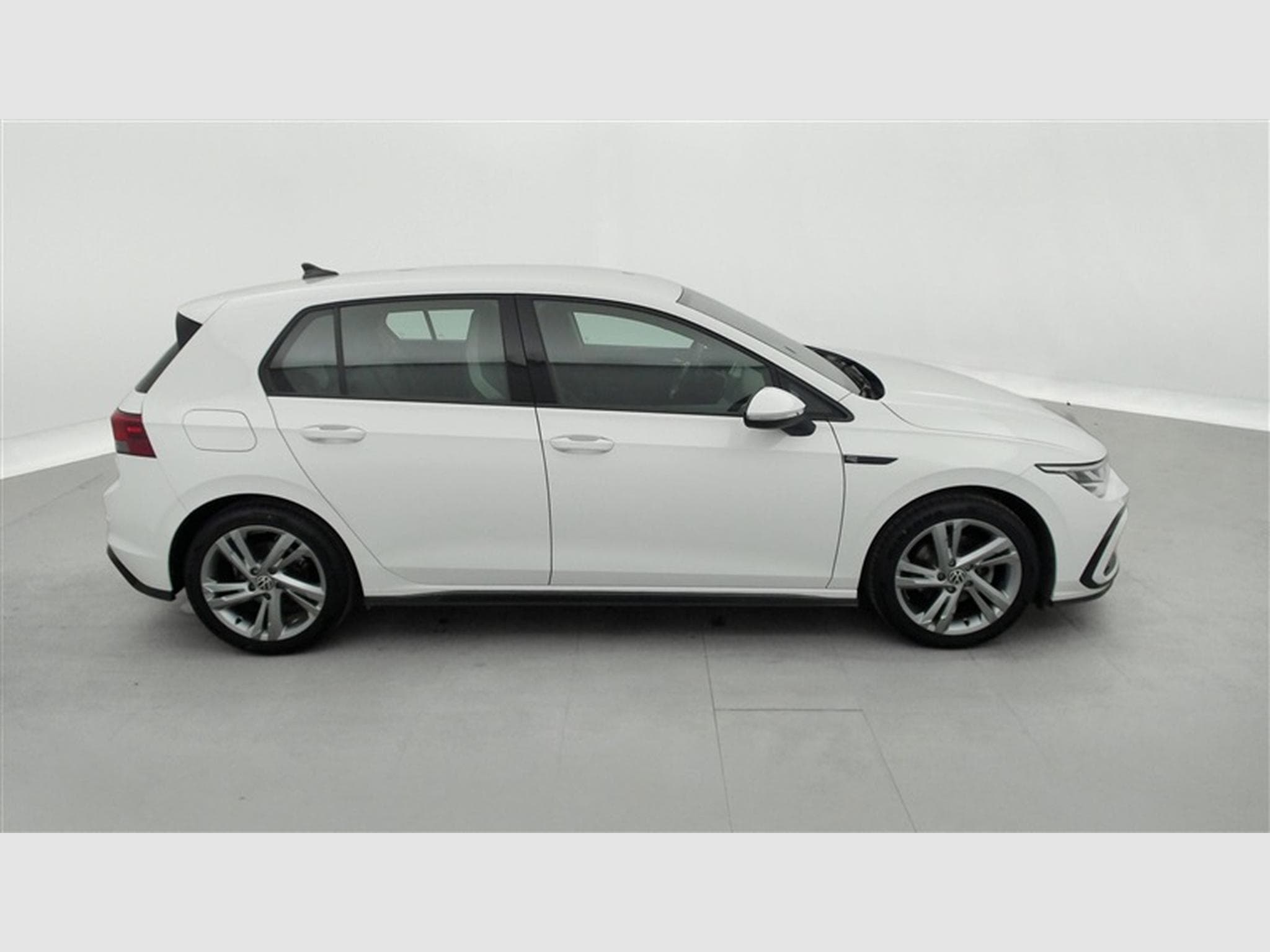 VW Golf 1.5 TSi 130Cv R-Line CARPLAY / FULL LED / ALU (2024) - Foto 24