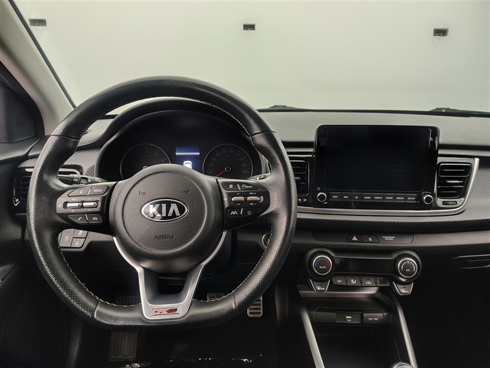 Kia Rio 1.0 T GT Line (2021) - Photo 9