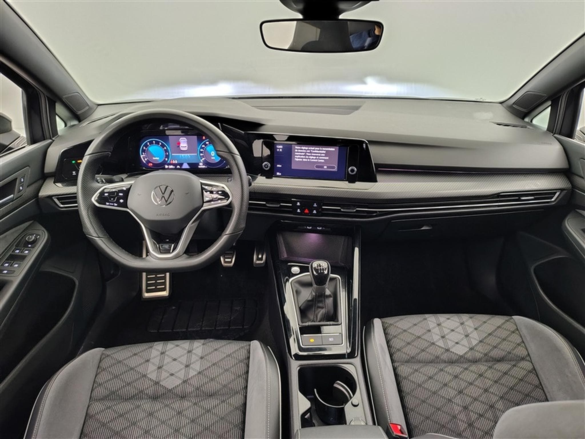 VW Golf 1.5 TSi 130Cv R-Line CARPLAY / FULL LED / ALU (2024) - Foto 7