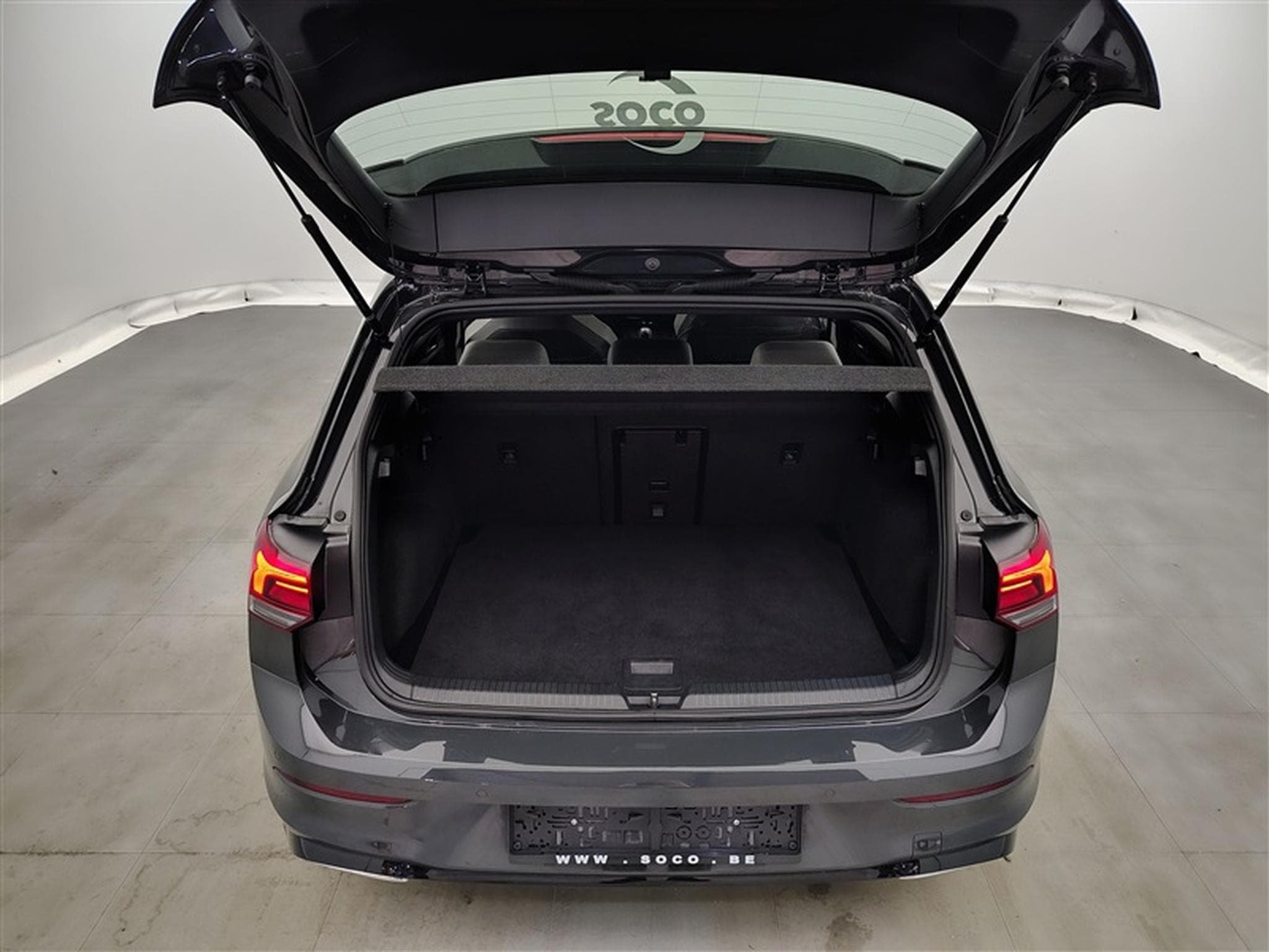 VW Golf 1.5 TSi 130Cv R-Line CARPLAY / FULL LED / ALU (2024) - Foto 13