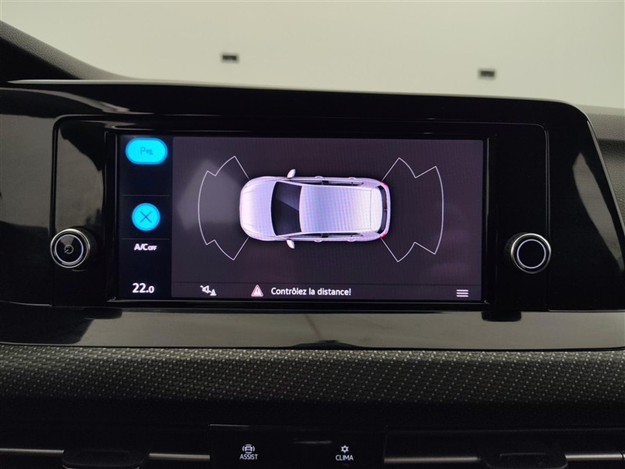VW Golf 1.5 TSi 130Cv R-Line CARPLAY / FULL LED / ALU (2024) - Foto 17