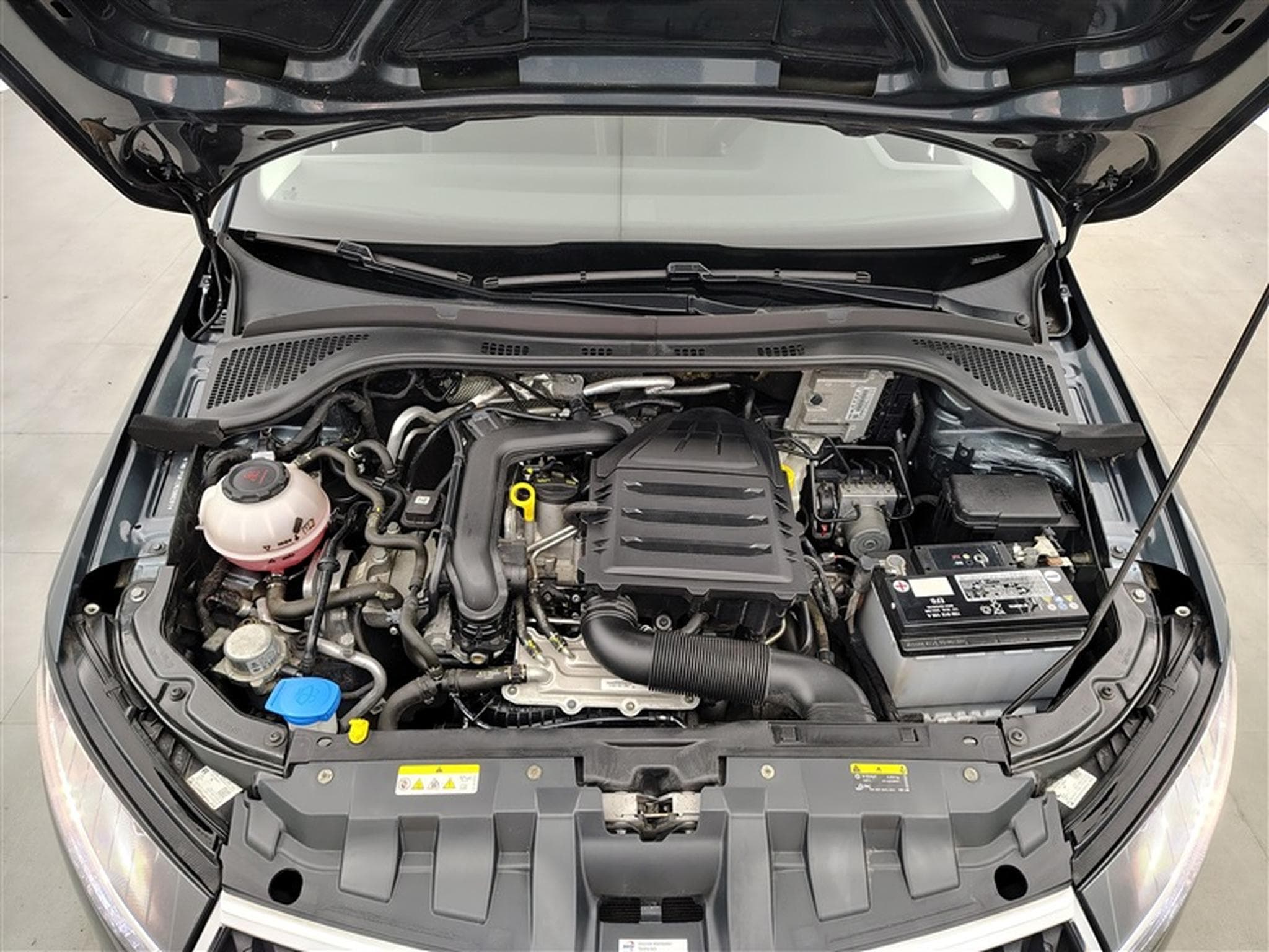 Skoda Fabia SW 1.0 TSI Ambition DSG/NAVI/LED/JA/PDC (2021) - Photo 20