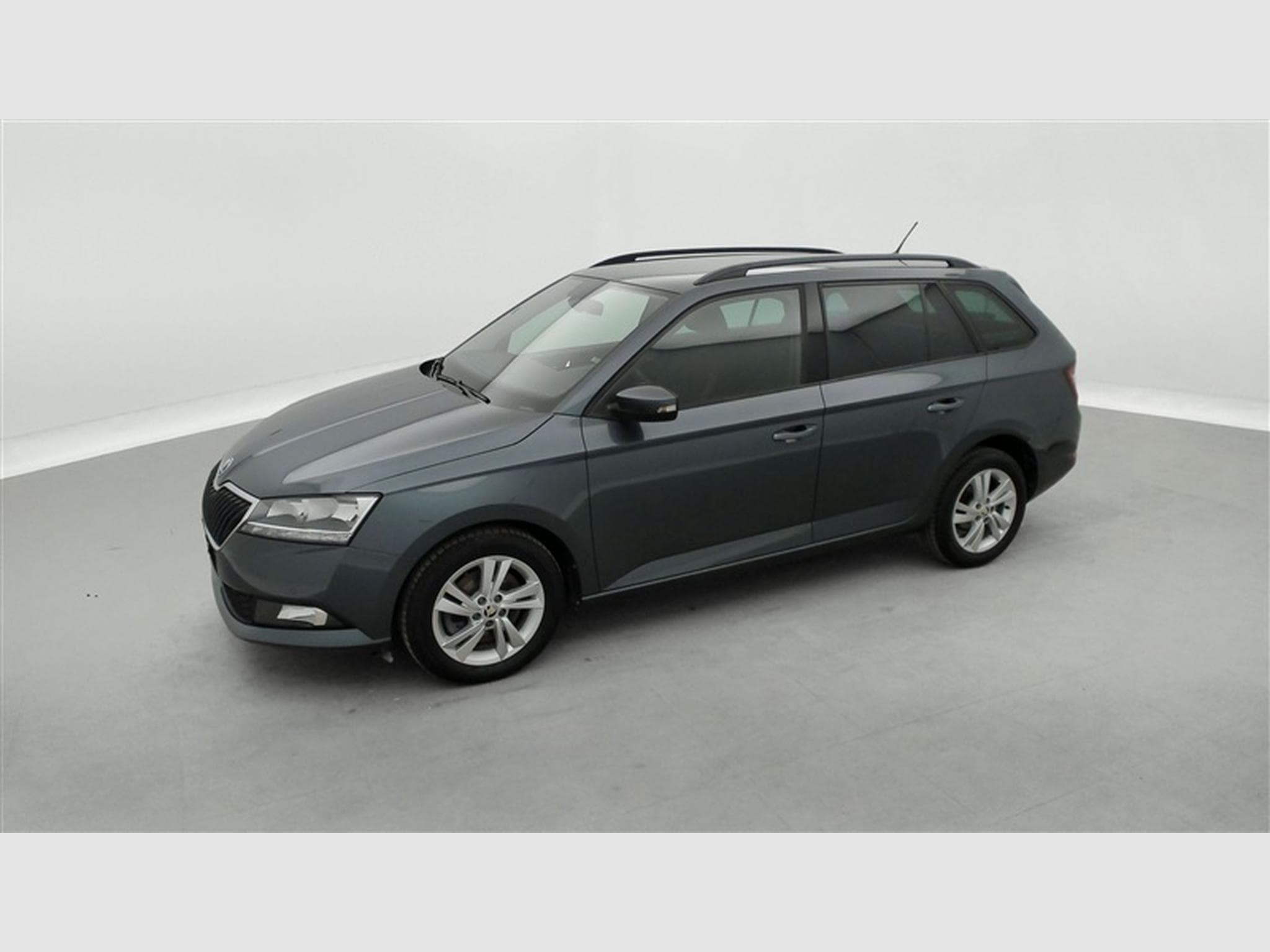 Skoda Fabia SW 1.0 TSI Ambition DSG/NAVI/LED/JA/PDC (2021) - Photo 22