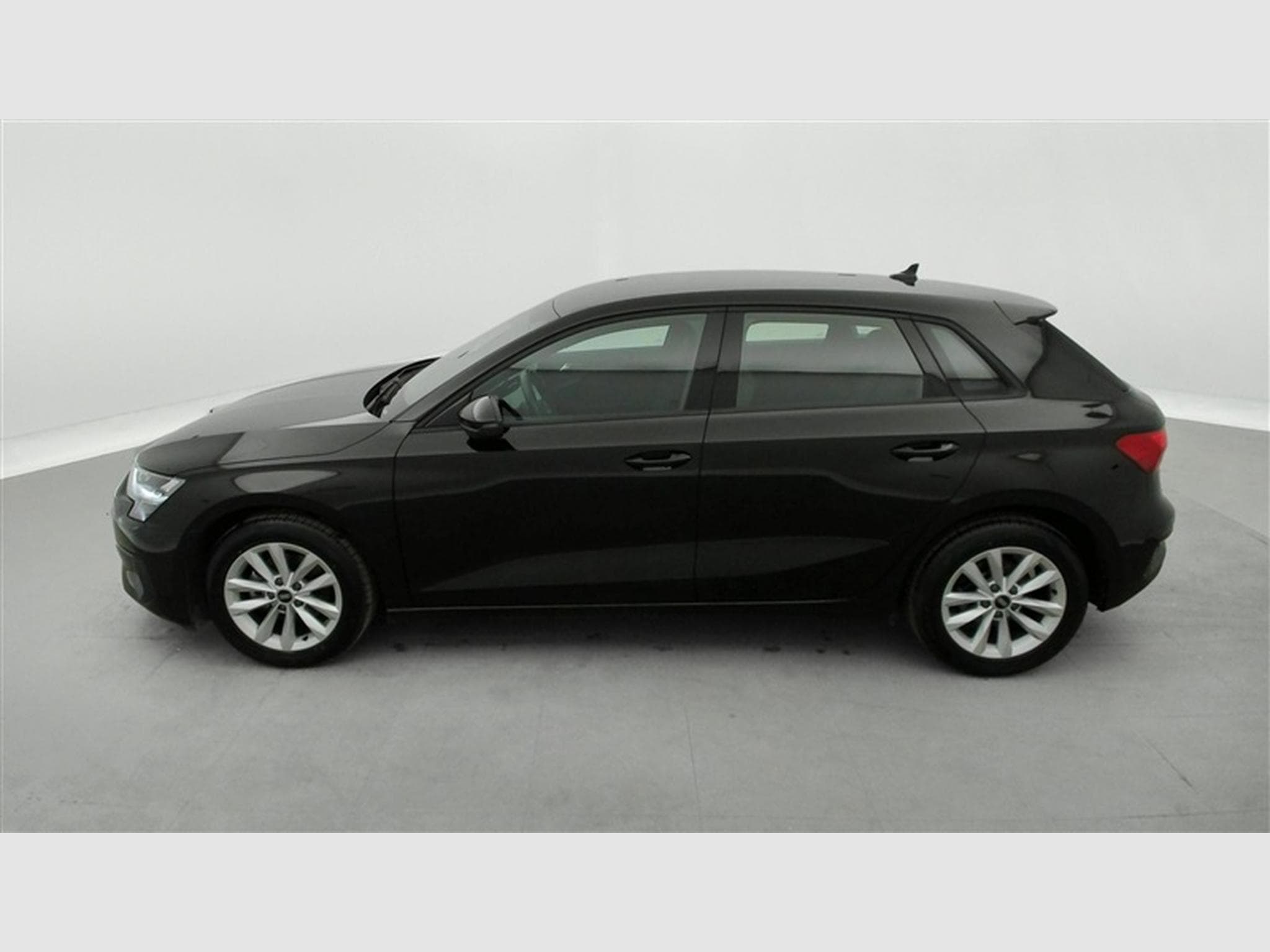 Audi A3 Sportback 30 TFSI Navi / Led / PDC (2022) - Foto 3
