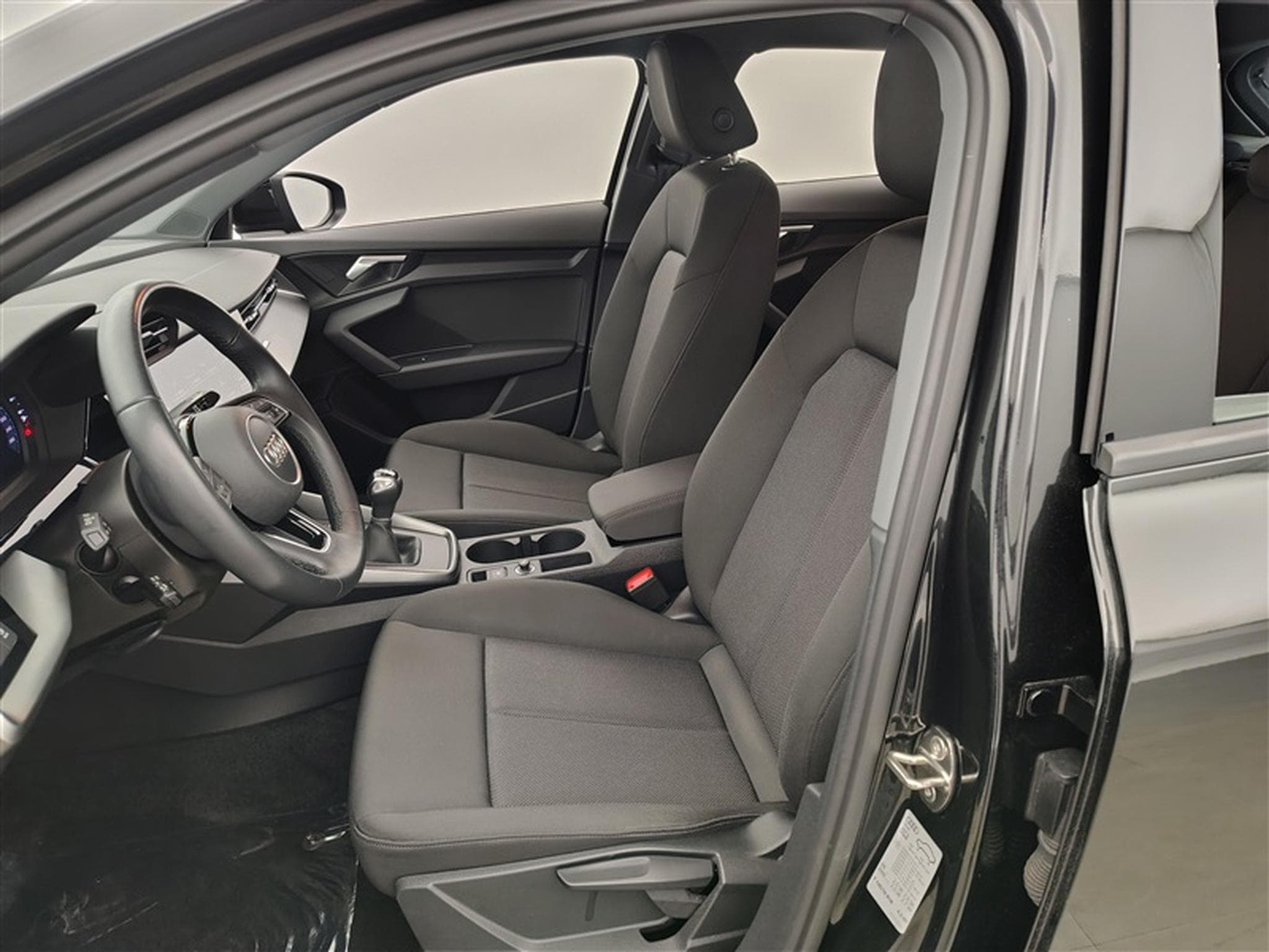 Audi A3 Sportback 30 TFSI Navi / Led / PDC (2022) - Foto 6