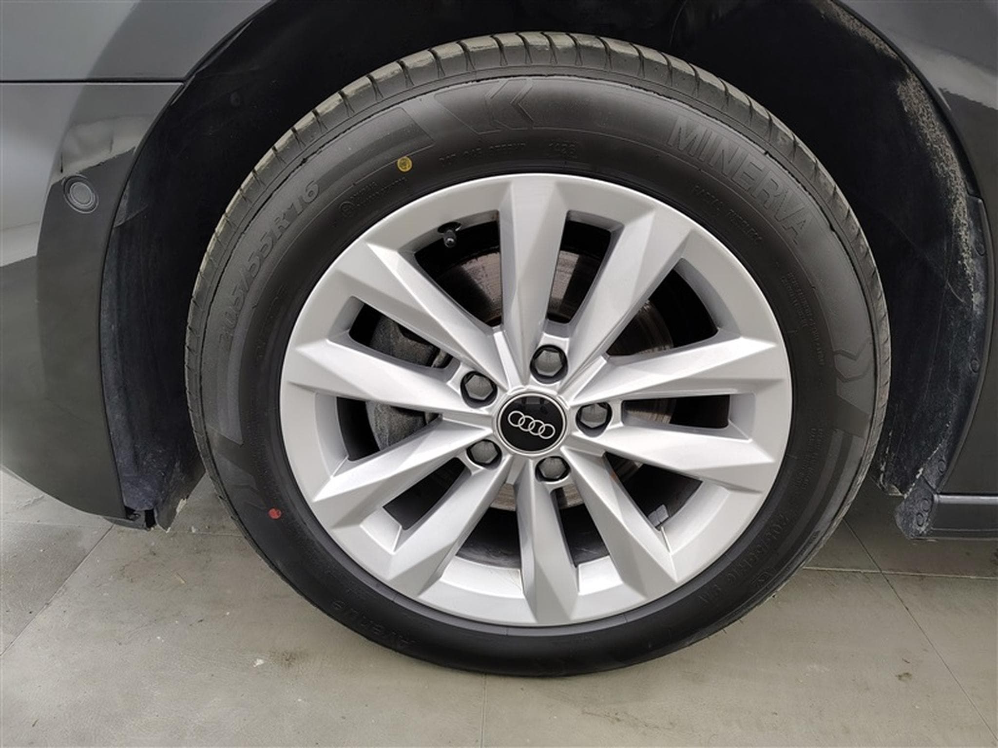 Audi A3 Sportback 35 TFSI S-Tronic Navi / Led / PDC av+ar (2023) - Photo 5