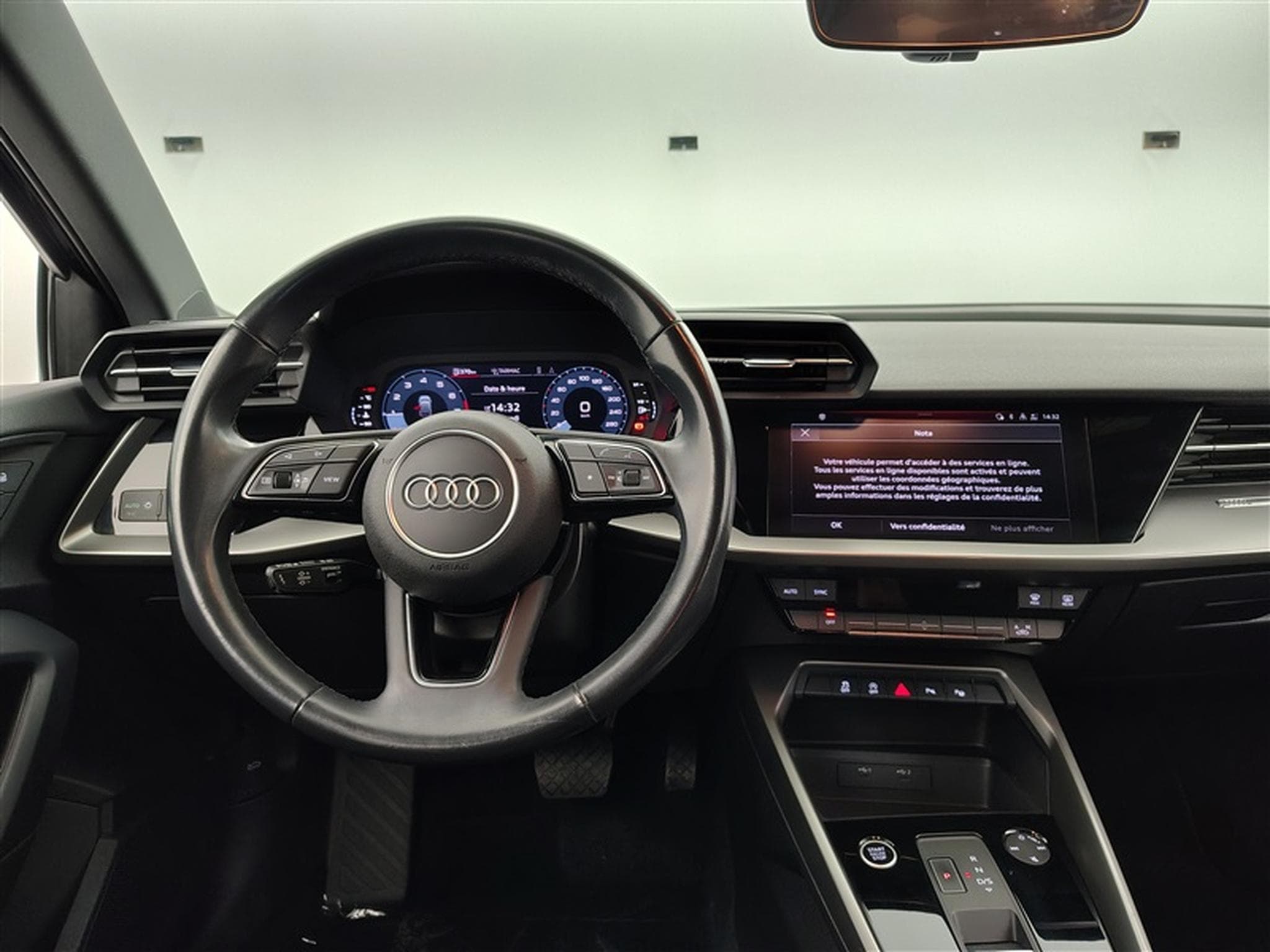 Audi A3 Sportback 35 TFSI S-Tronic Navi / Led / PDC av+ar (2023) - Photo 8