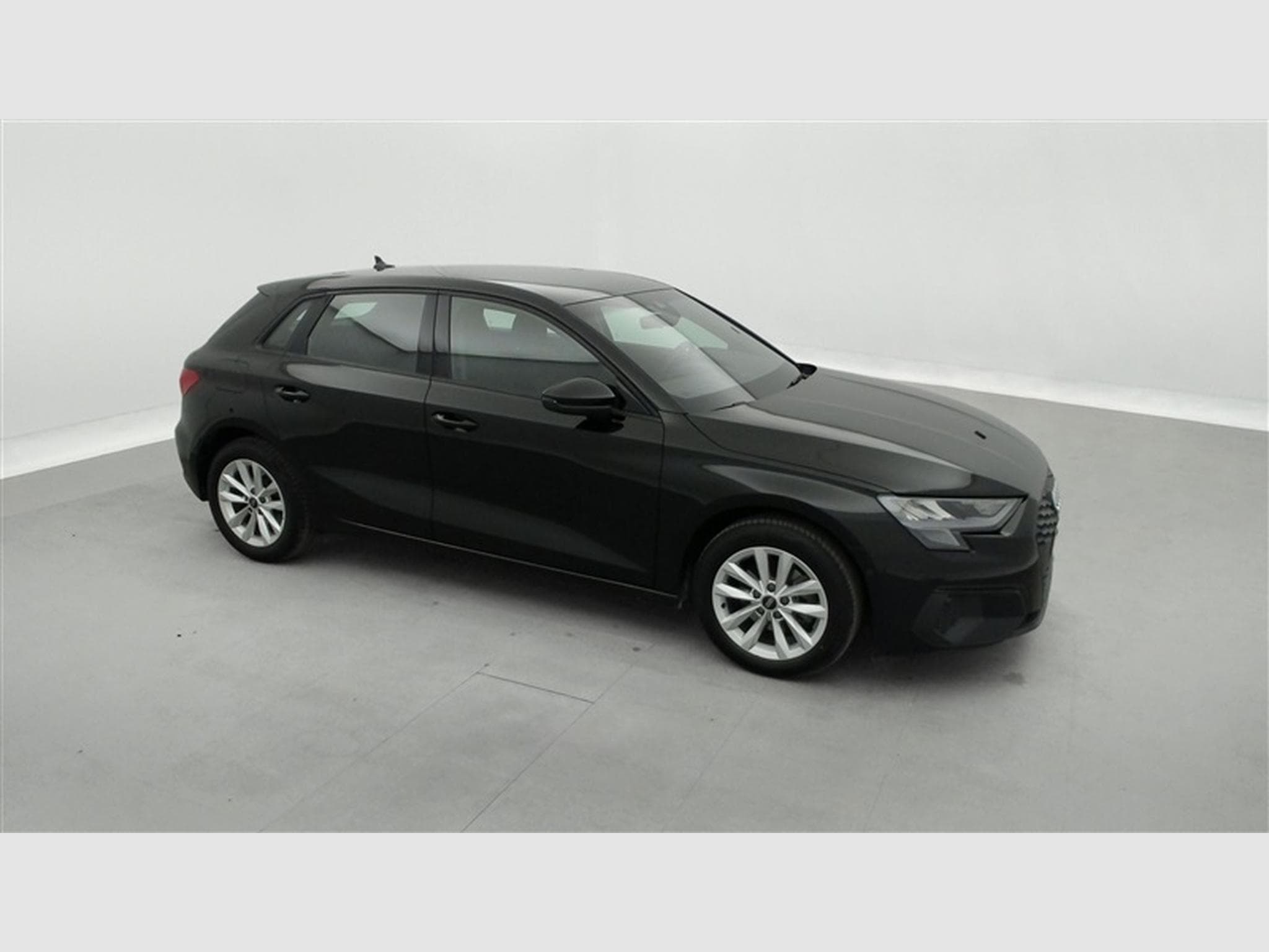 Audi A3 Sportback 35 TFSI S-Tronic Navi / Led / PDC av+ar (2023) - Photo 22