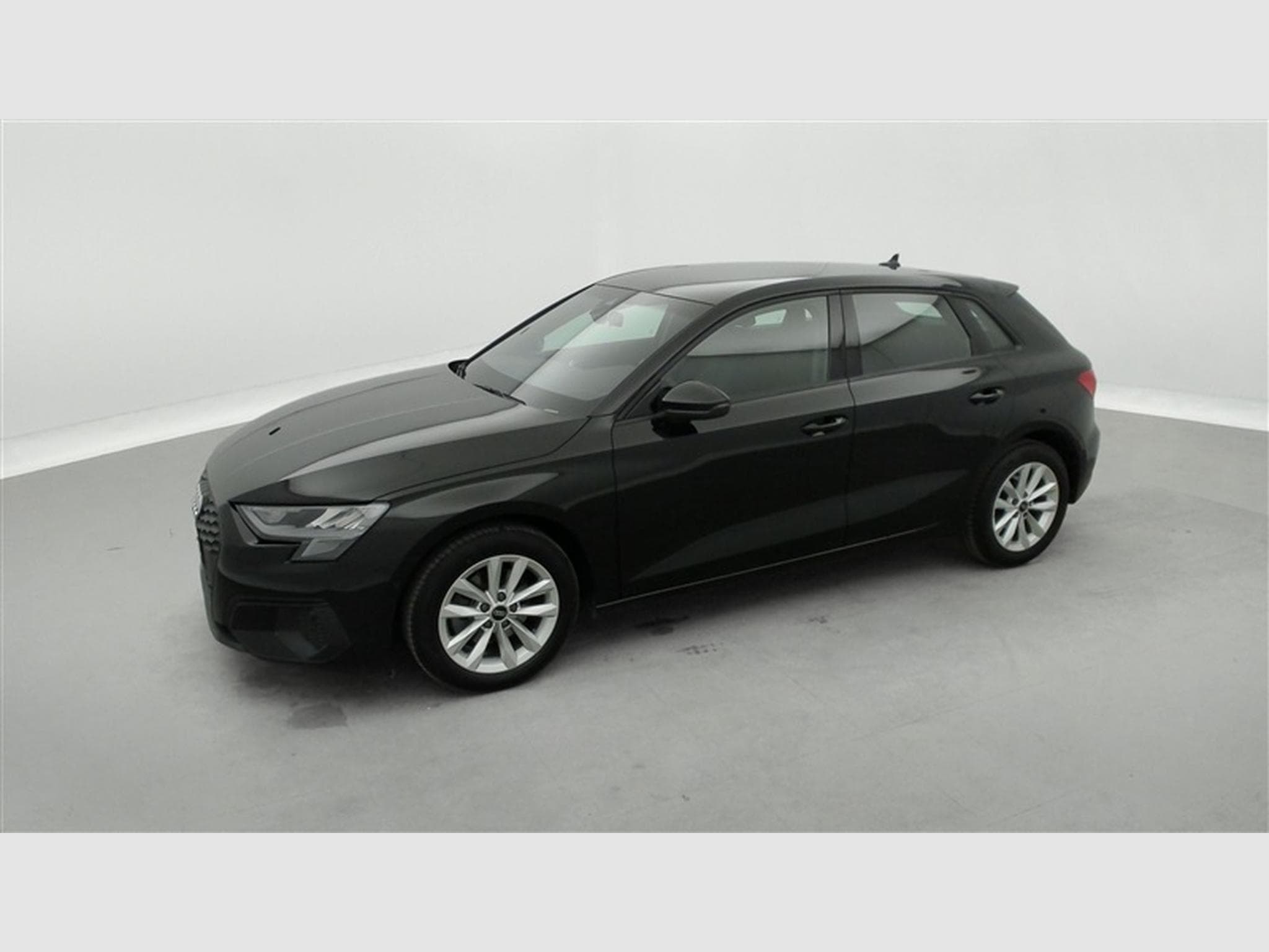 Audi A3 Sportback 35 TFSI S-Tronic Navi / Led / PDC av+ar (2023) - Photo 20