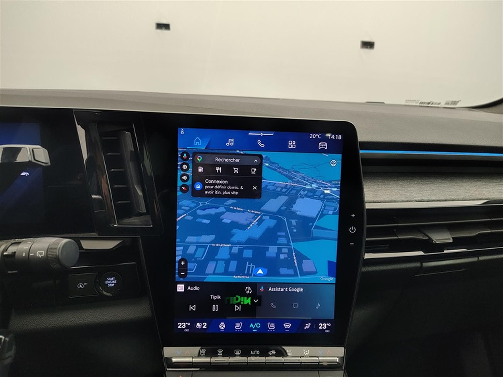 Renault Austral 1.3 T MHEV Techno S-CUIR / NAVI / FULL LED (2025) - Photo 11