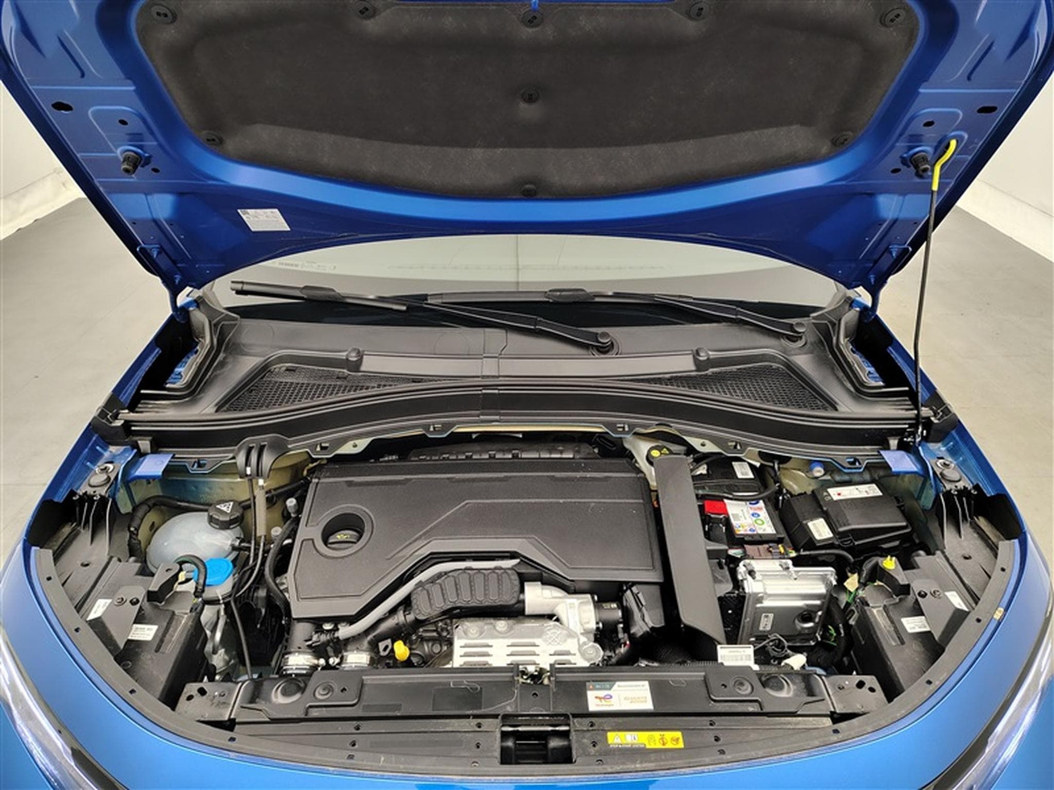 Opel Frontera 1.2 Turbo 145cv AT8 GS 7pl. NAVI / FULL LED / CAMERA / JA 17 (2026) - Photo 20