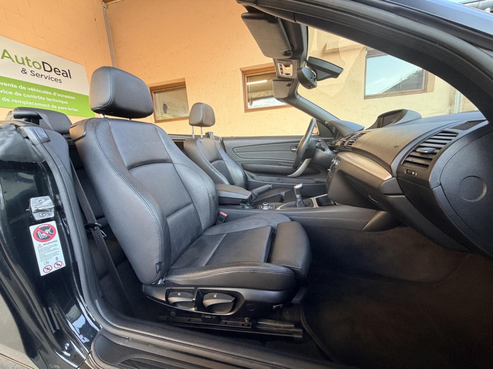 BMW 118 i Cabrio 143cv (2011) - Photo 8