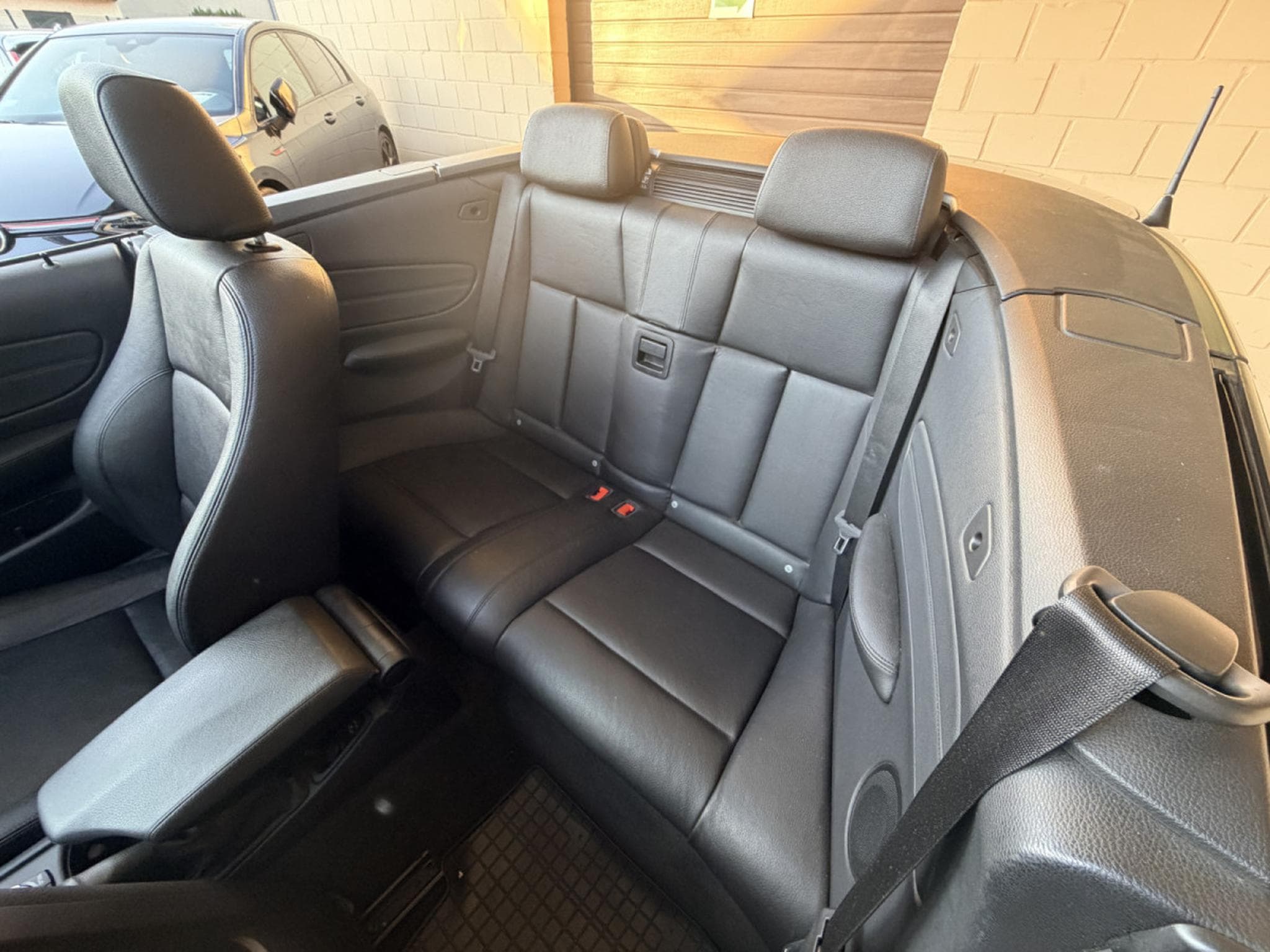 BMW 118 i Cabrio 143cv (2011) - Photo 10