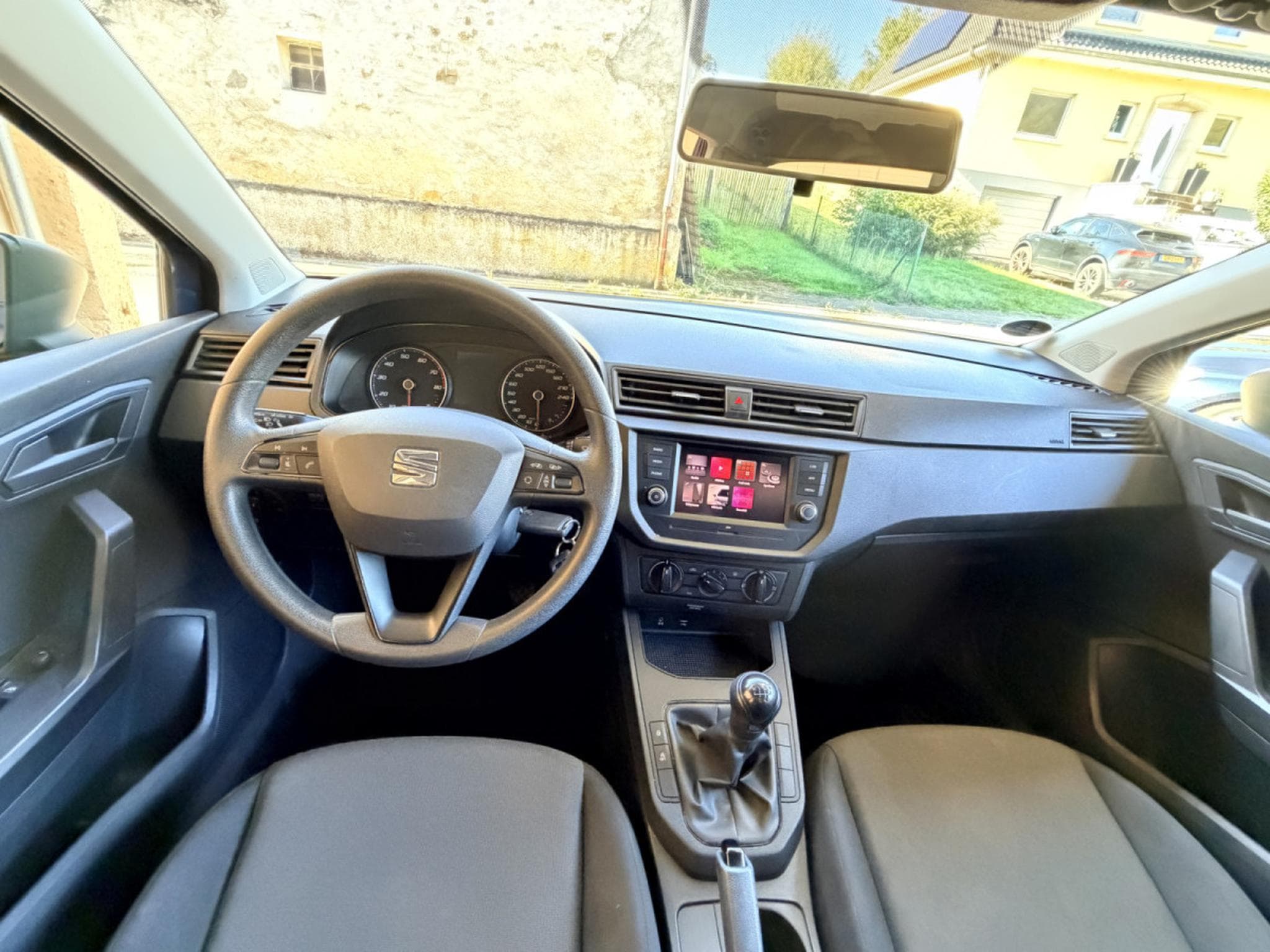 Seat Ibiza 1.0 COOL&SOUND 95CV (2019) - Photo 9