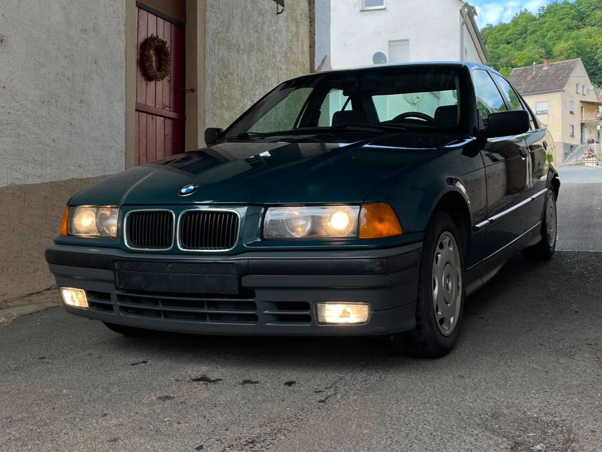 BMW 318 (1991) - Photo 2