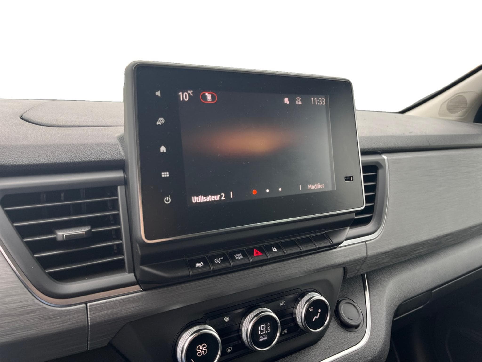 Renault Trafic 2.0 blue DCI 170 EDC Grand Spaceclass (2024) - Photo 11