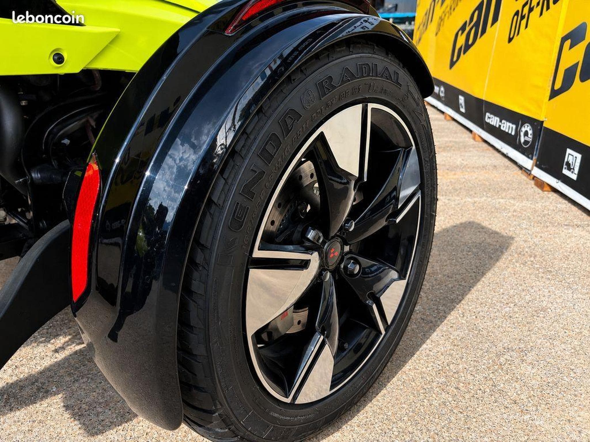 BRP Can-Am Spyder F3 S (2022) - Foto 5