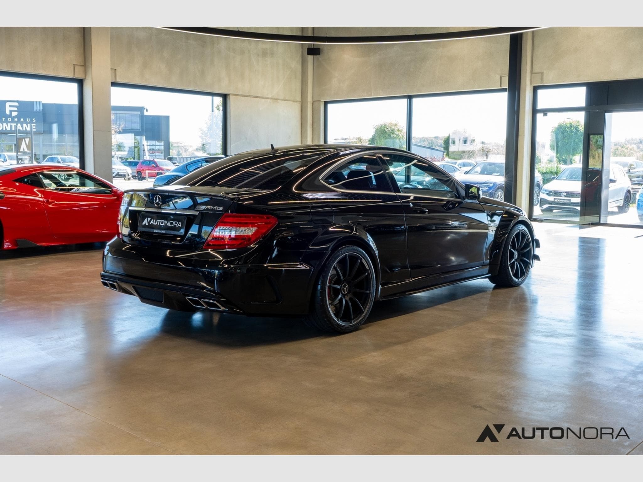 Mercedes C 63 AMG C 63 AMG Coupé Black Series (2013) - Photo 4