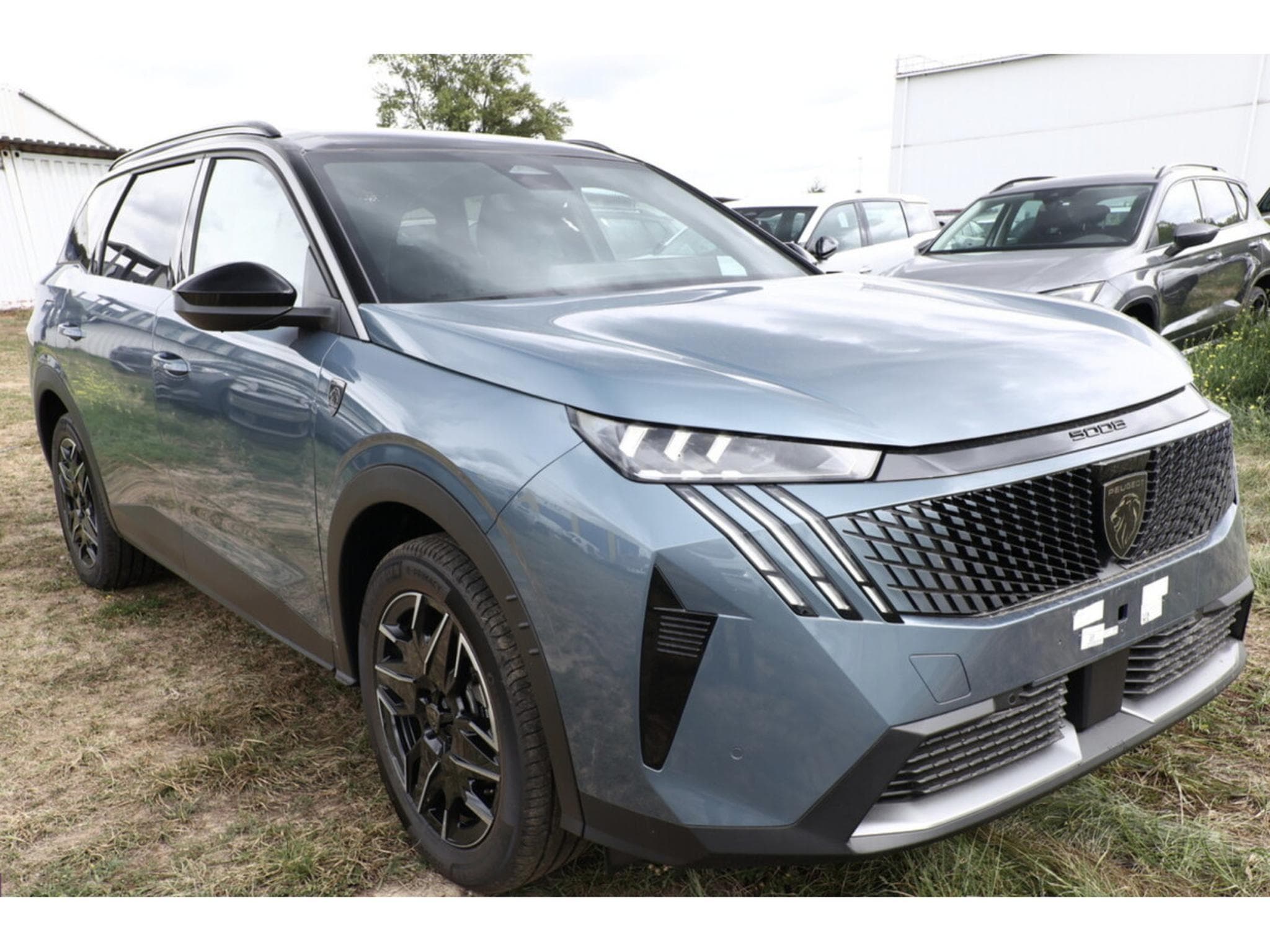 Peugeot 5008 Peugeot GT Hybrid Automatique 7 Places (2026) - Photo 2