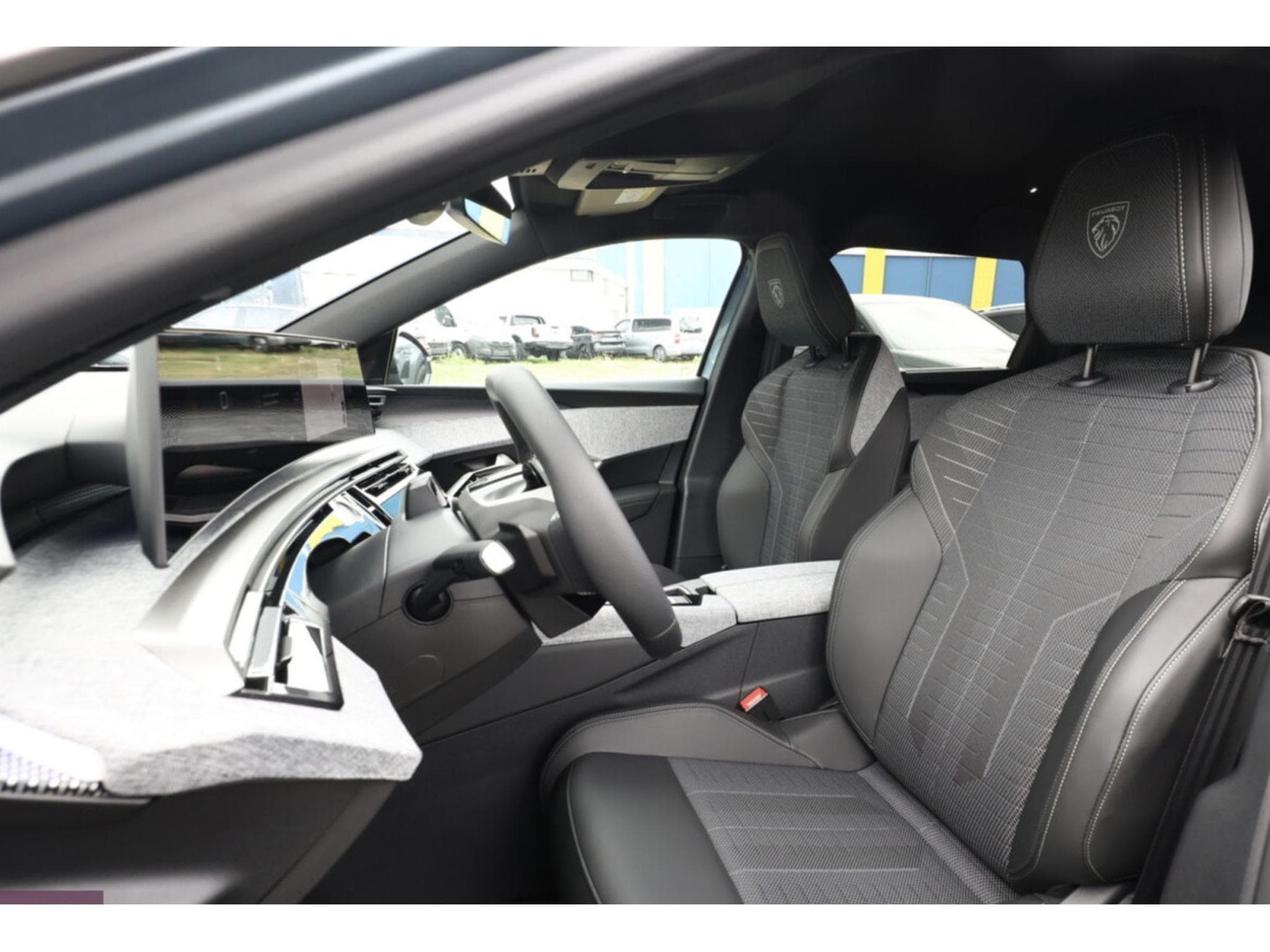 Peugeot 5008 Peugeot GT Hybrid Automatique 7 Places (2026) - Photo 6