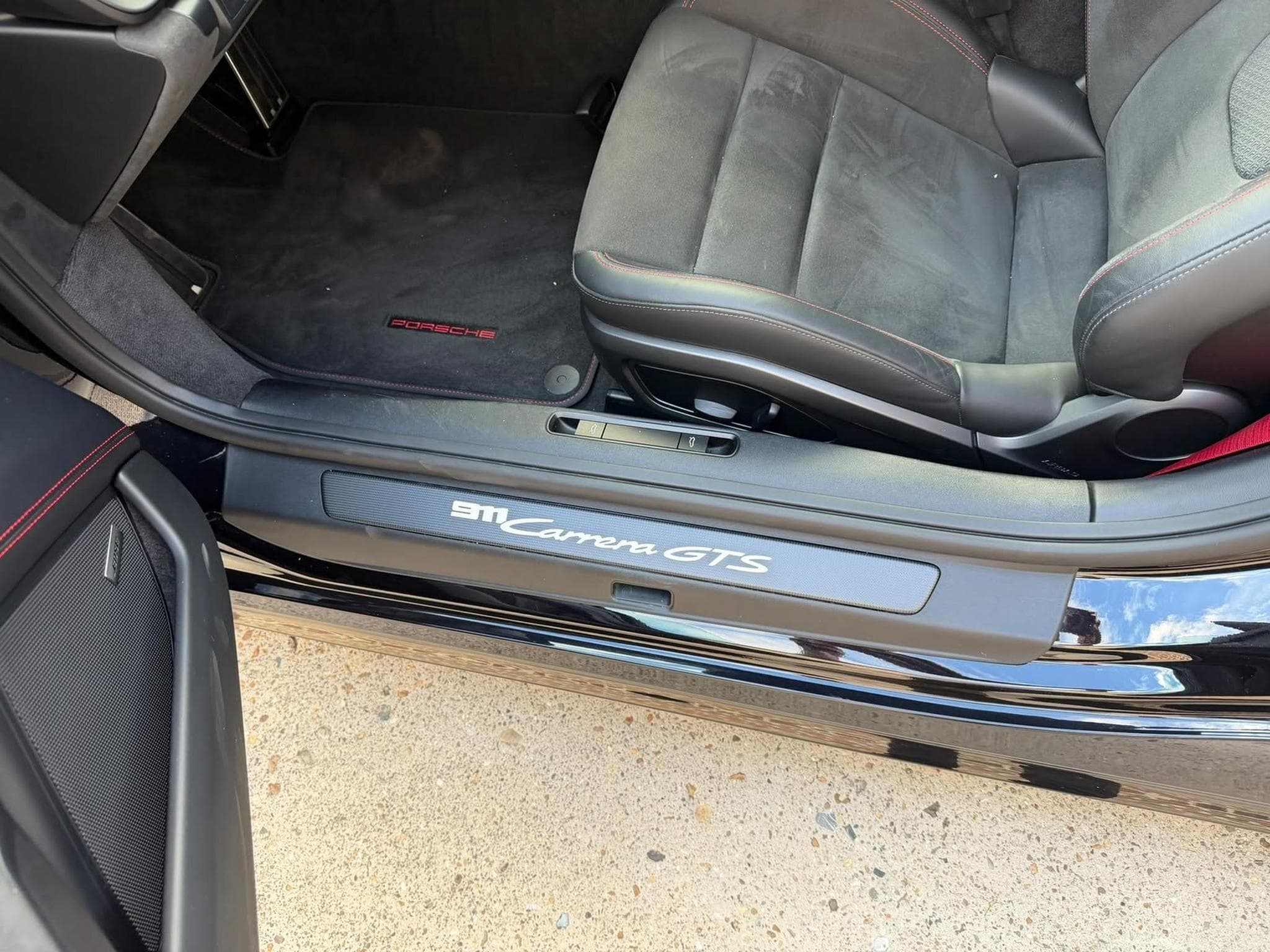 Porsche 911 992.2 Carrera GTS AERO-KIT Matrix LIFT C (2025) - Photo 12