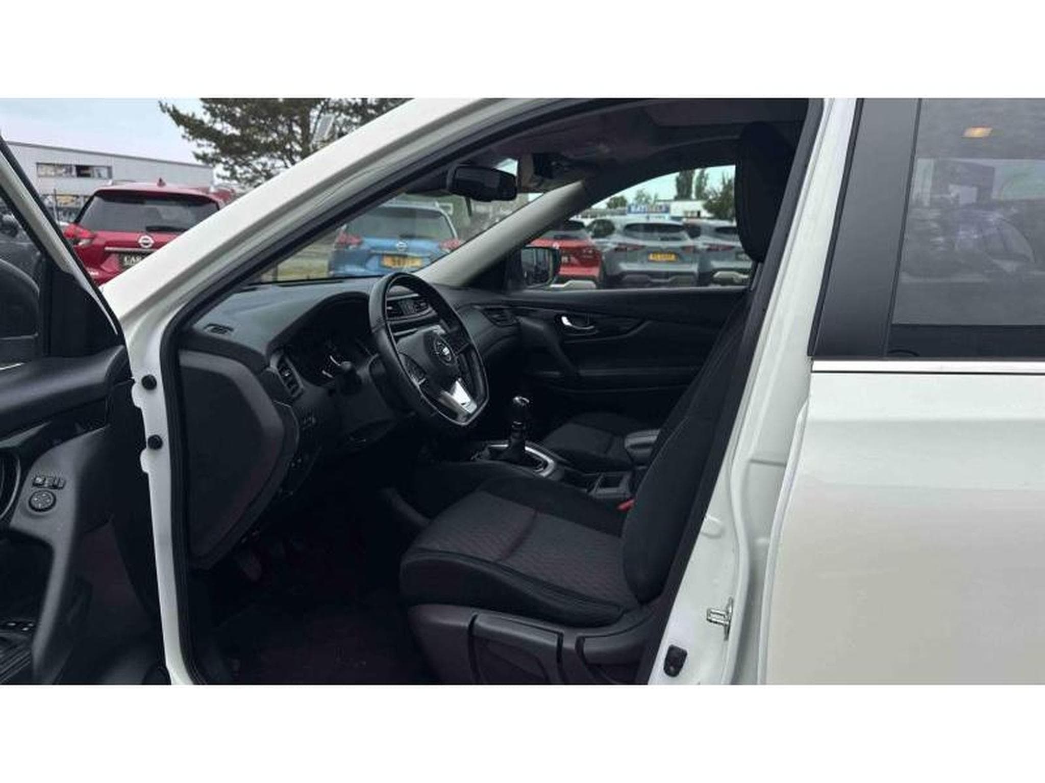 Nissan X-Trail Tekna (2021) - Foto 28