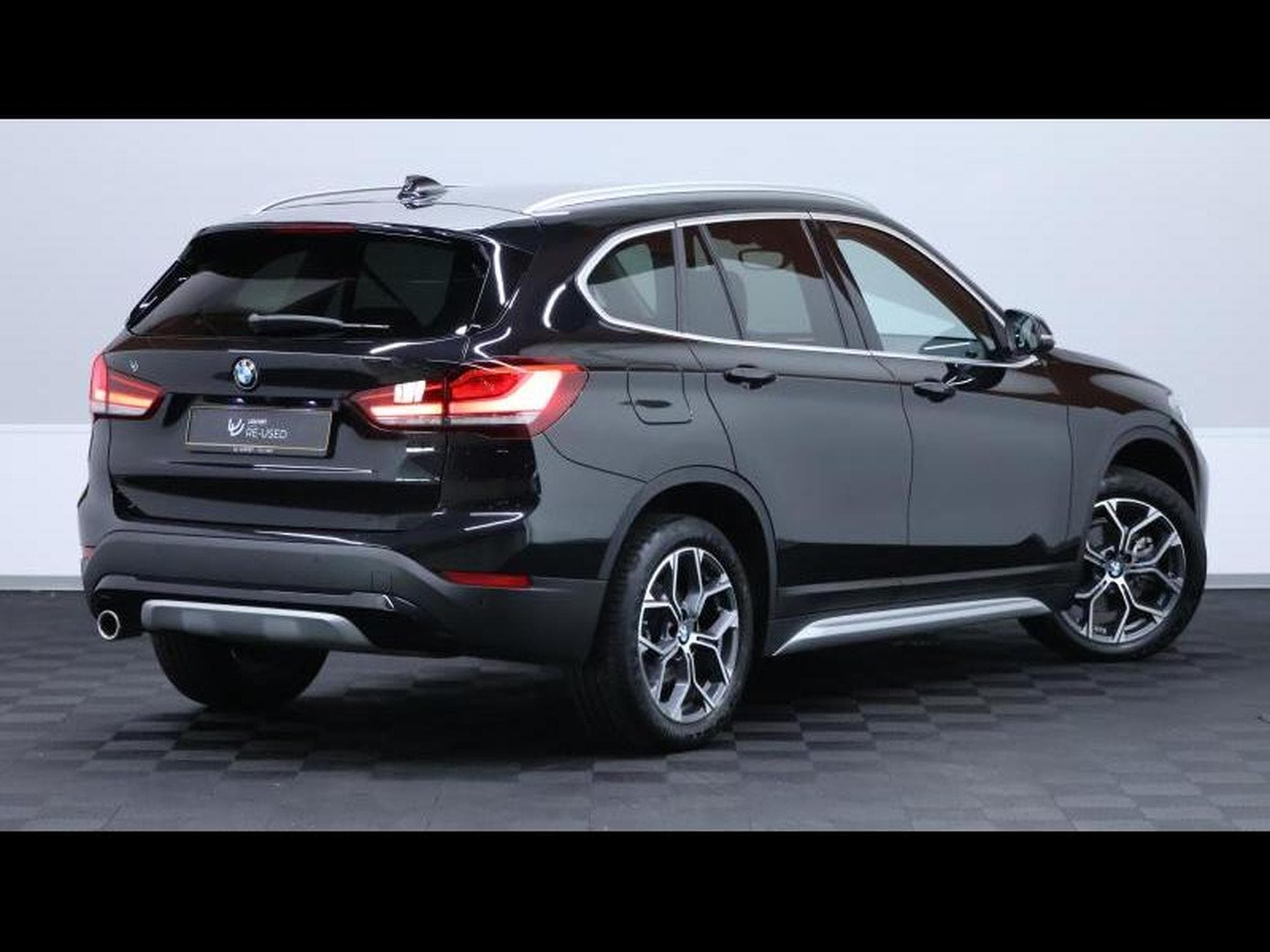 BMW X1 18i xDrive xLine (2022) - Foto 5