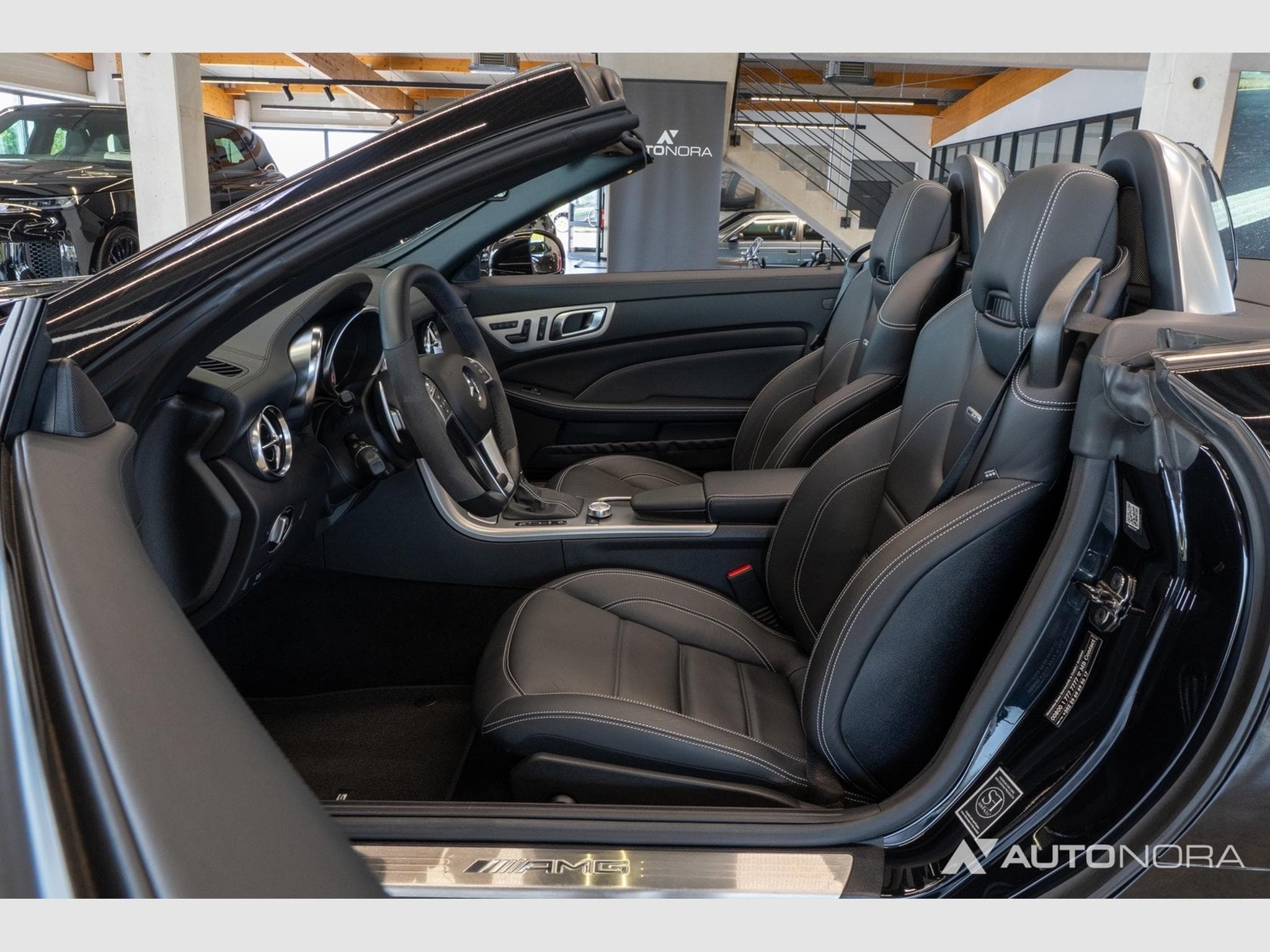 Mercedes SLK 55 AMG (2012) - Photo 11