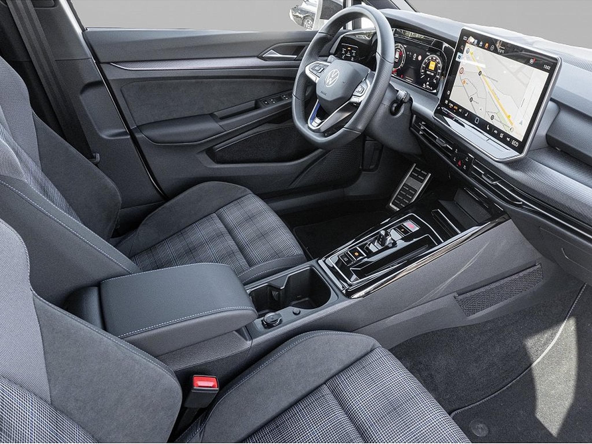 VW Golf (2025) - Photo 6