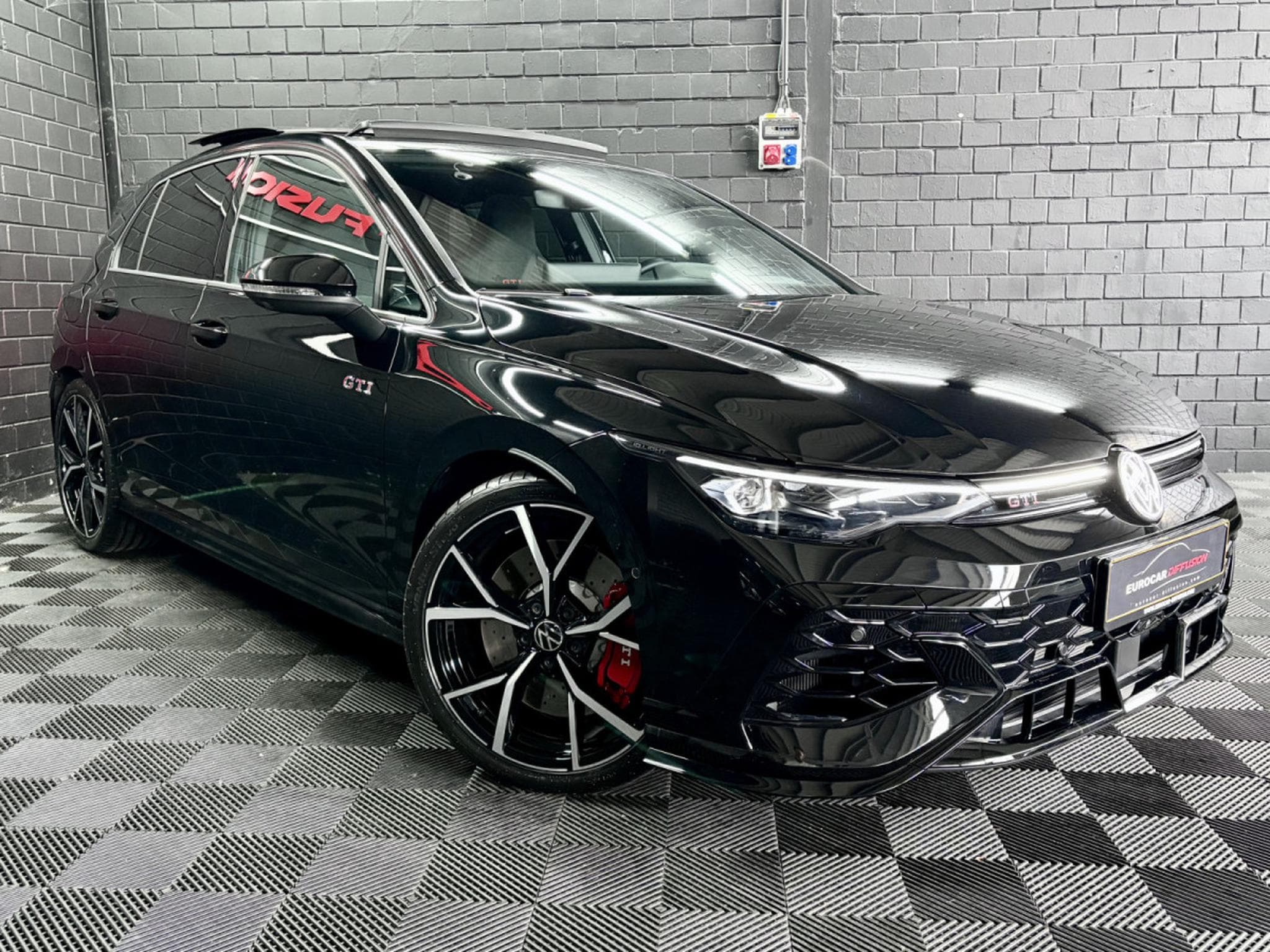 VW Golf GTI PHASE 2 Clubsport 2.0 TSI 300 CV DSG7 * PANO* MATRIX * D (2025) - Foto 3