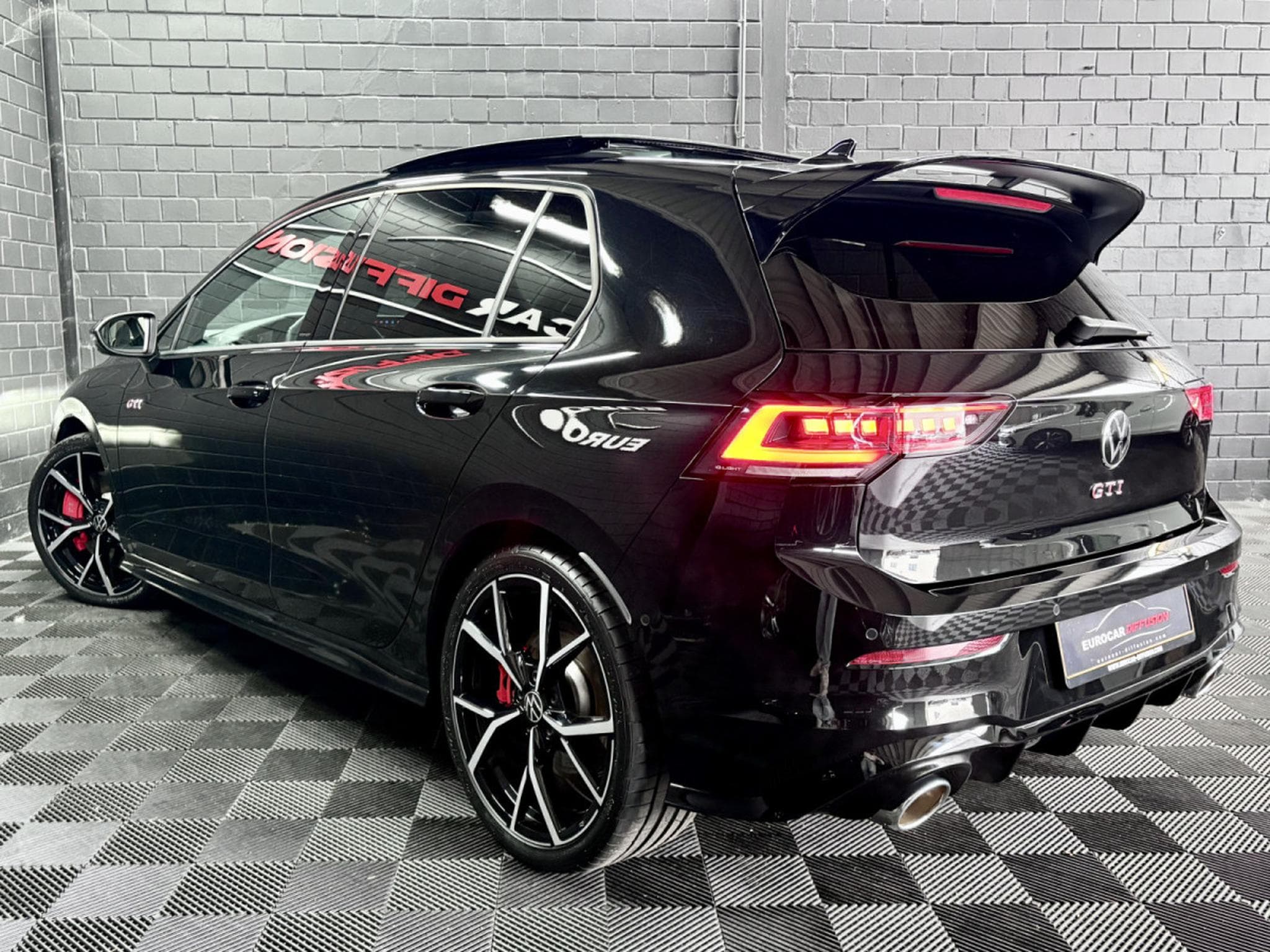 VW Golf GTI PHASE 2 Clubsport 2.0 TSI 300 CV DSG7 * PANO* MATRIX * D (2025) - Foto 4