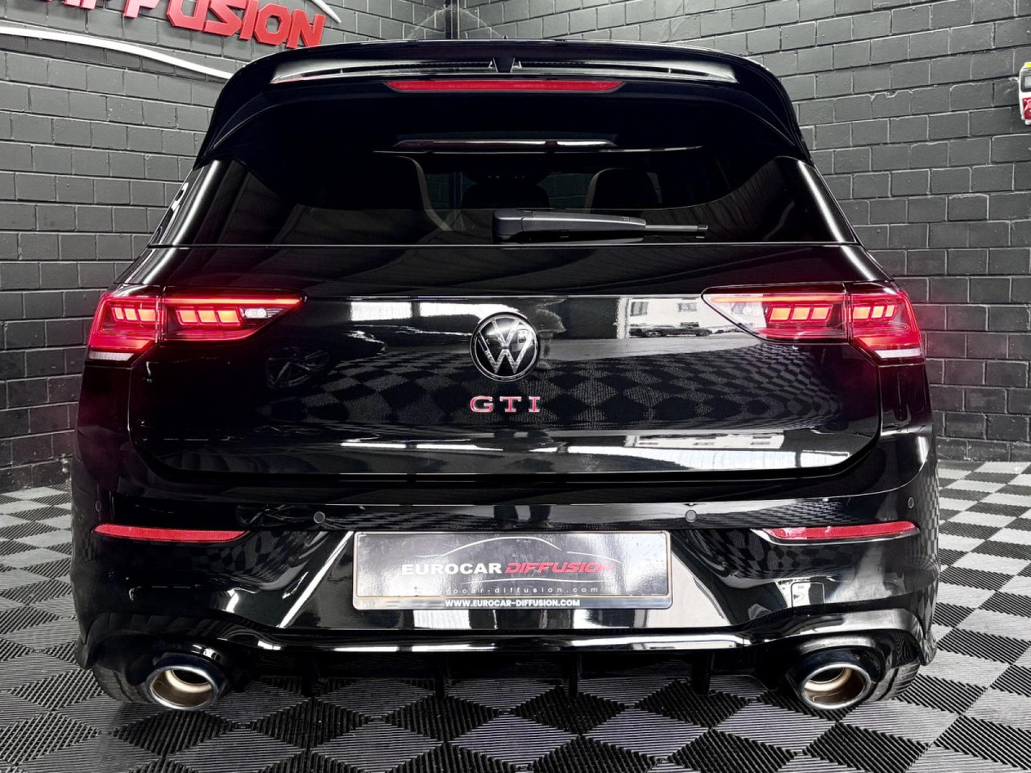 VW Golf GTI PHASE 2 Clubsport 2.0 TSI 300 CV DSG7 * PANO* MATRIX * D (2025) - Foto 5