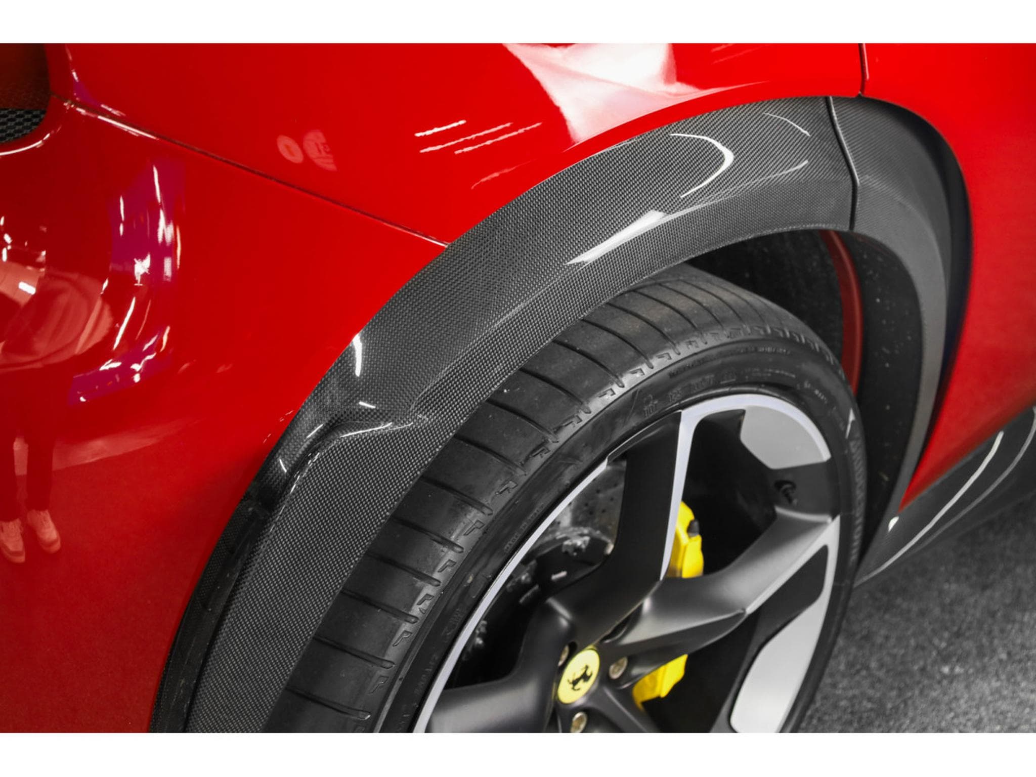 Ferrari Purosangue V12 - ROSSO MUGELLO / FULL CARBONE (2025) - Photo 14