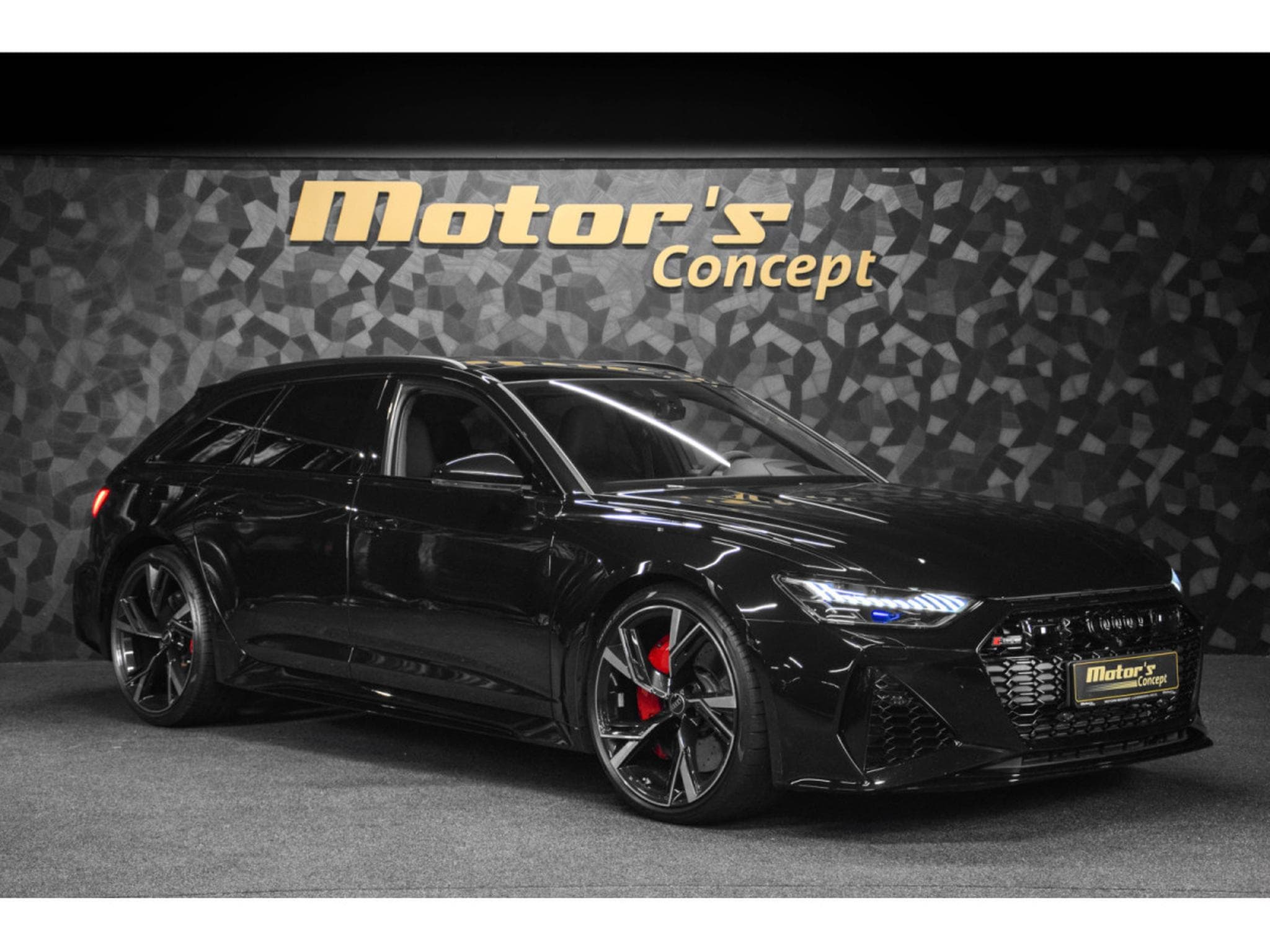 Audi RS6 C8 AVANT (2022) - Photo 6