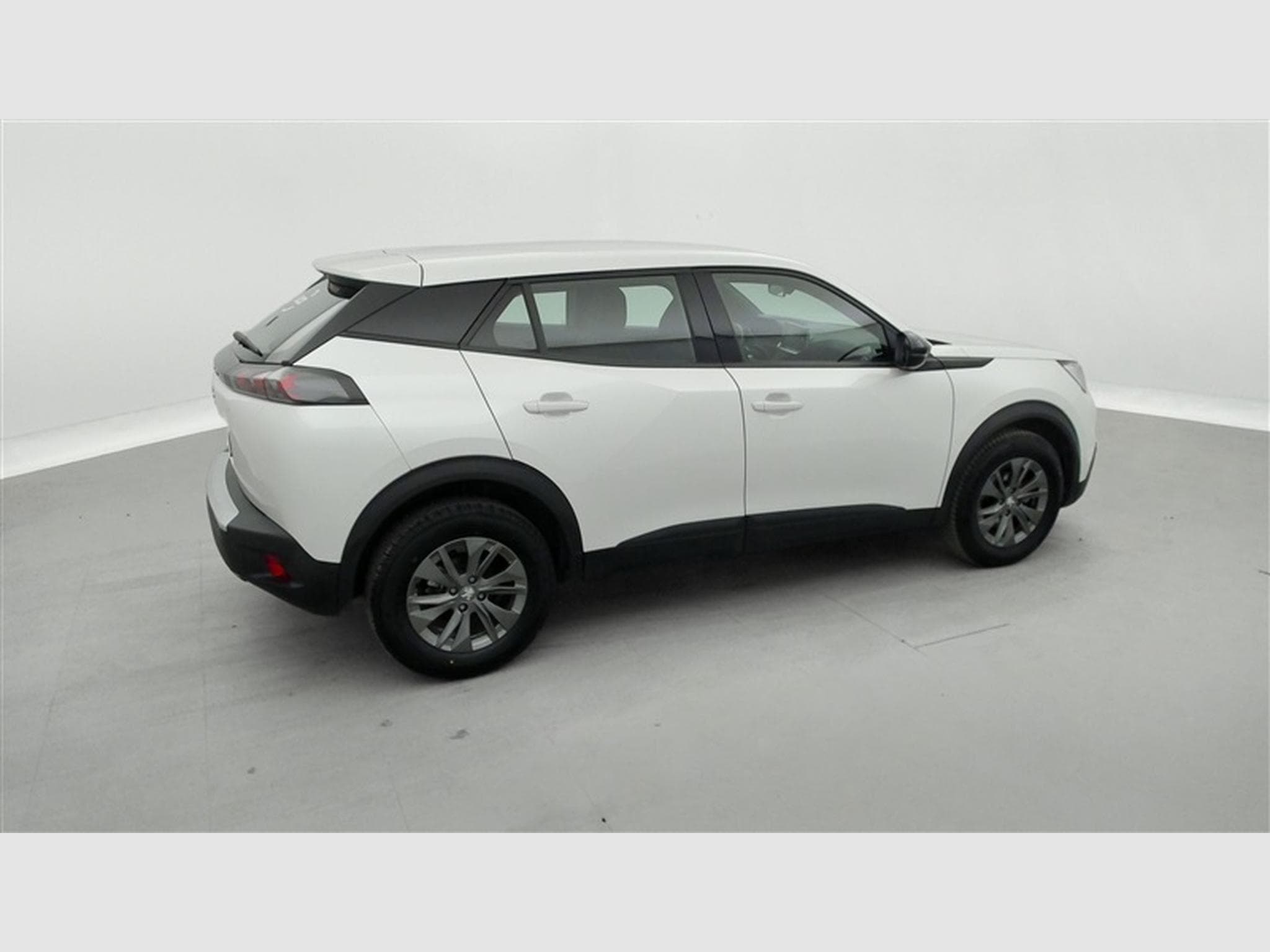 Peugeot 2008 1.2 PureTech Allure S&S (EU6.4) (2023) - Photo 25