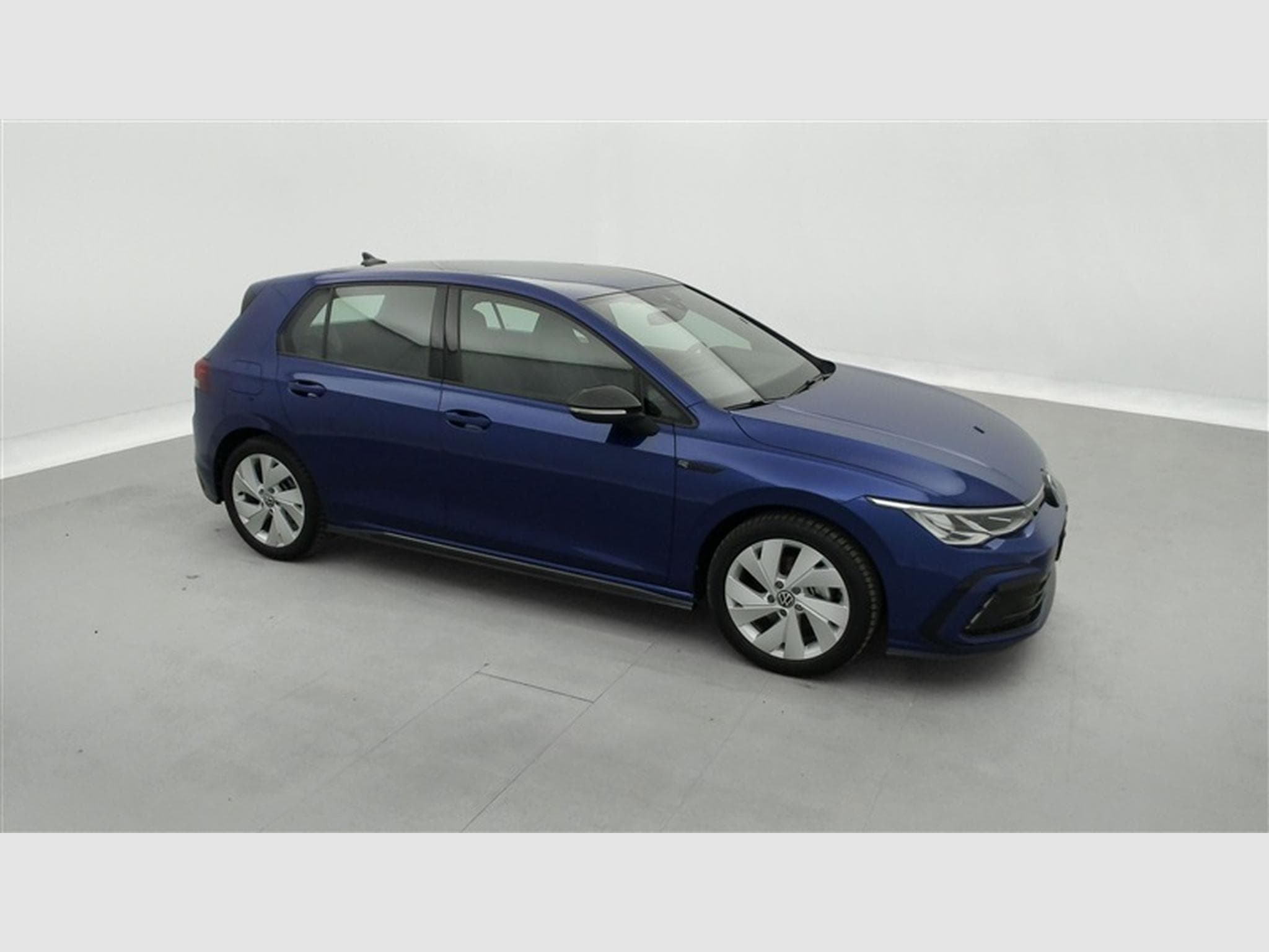 VW Golf 1.5 TSI 130cv R-Line NAVI / FULL LED / PDC AV+AR / JA 17" (2022) - Foto 22