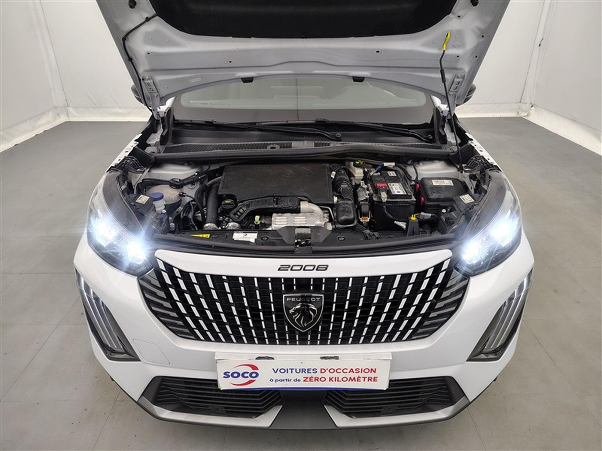 Peugeot 2008 1.2 PureTech Allure S&S (EU6.4) (2023) - Photo 19