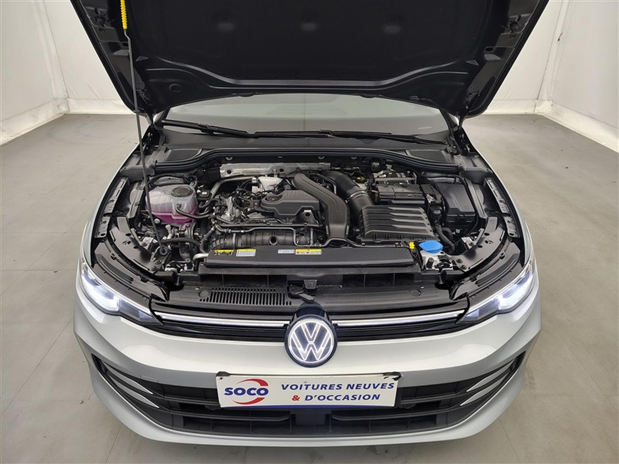VW Golf 1.5 eTSI 115cv DSG Prime CARPLAY / FULL LED / CAMERA / JA 17 (2026) - Foto 19