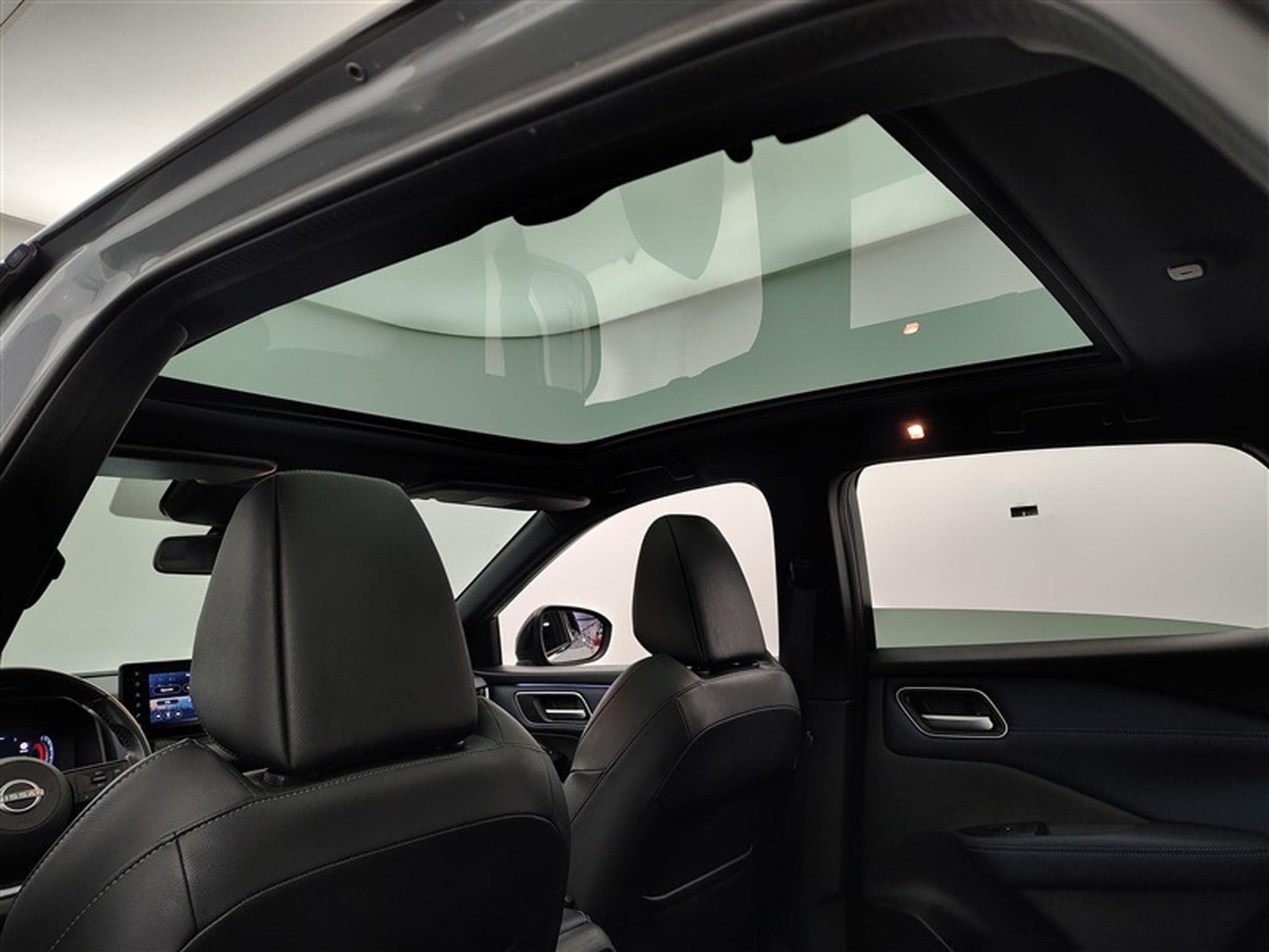 Nissan Qashqai 1.5 e-Power Tekna NAVI / FULL LED / PANO / CAMERA 360° (2023) - Photo 19