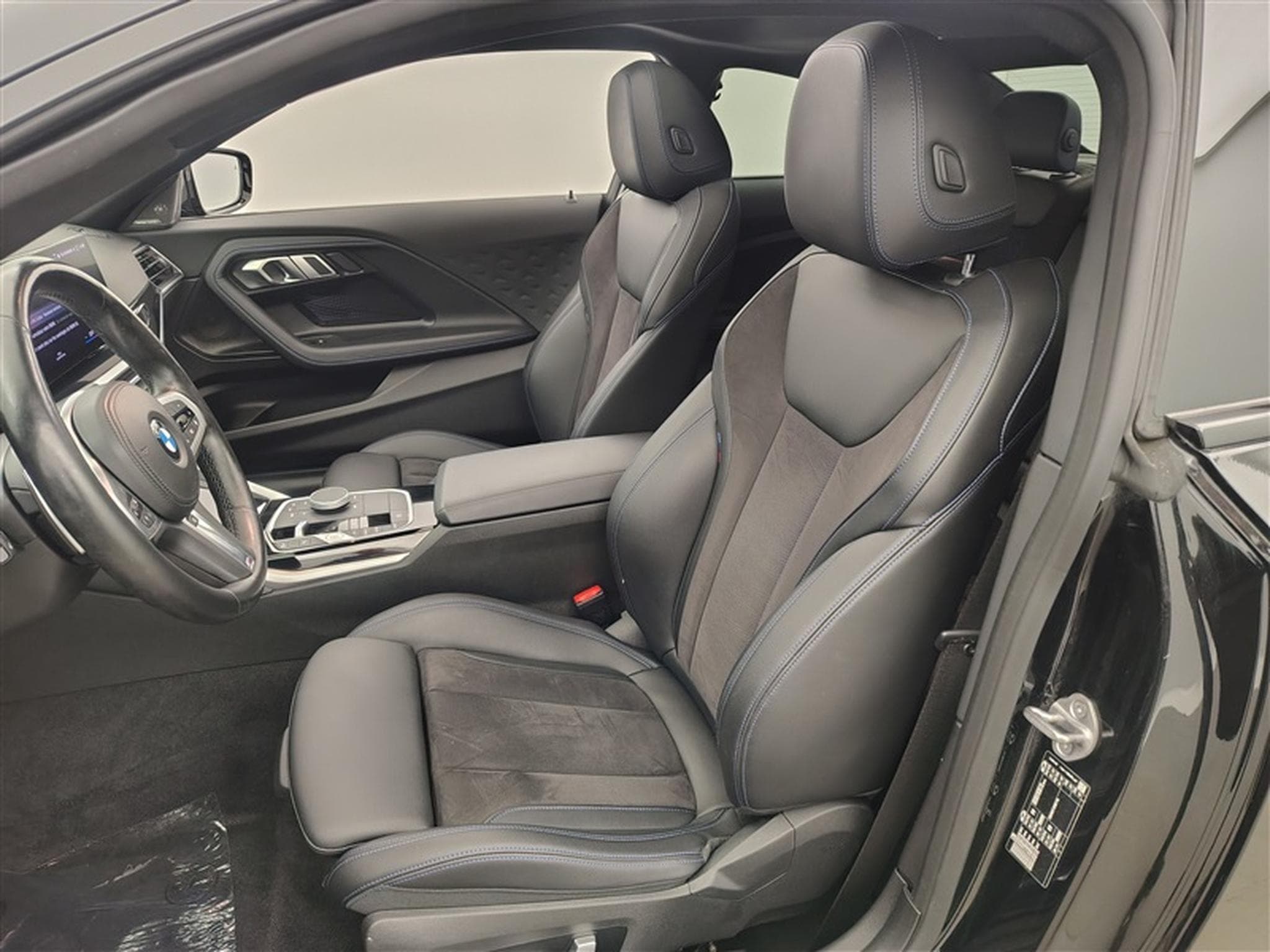 BMW 220 220d coupé PACK M **LED/AUTO/TOIT OUVRANT** (2023) - Photo 7