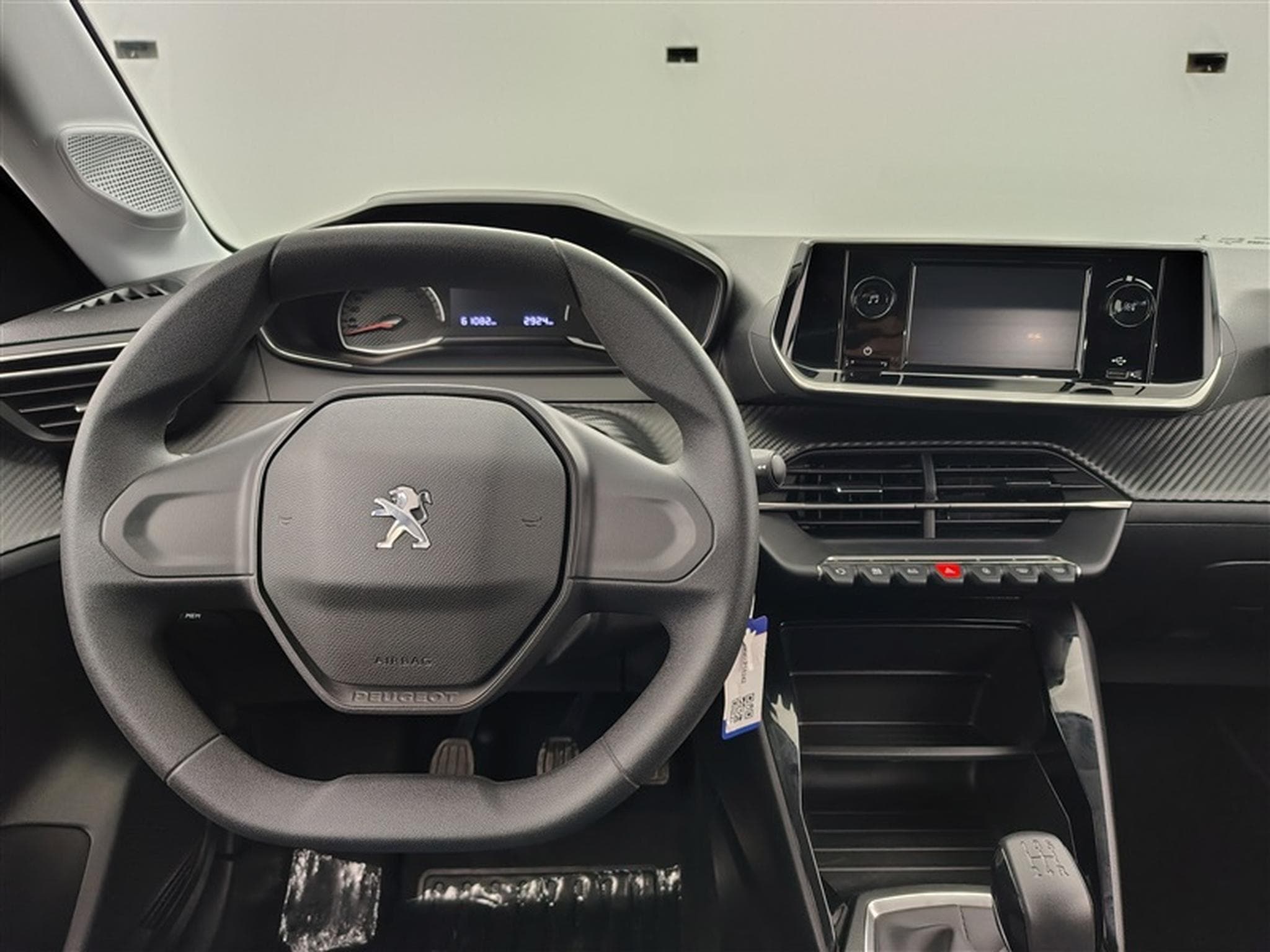 Peugeot 208 1.2i PureTech Like CLIM (2022) - Photo 9