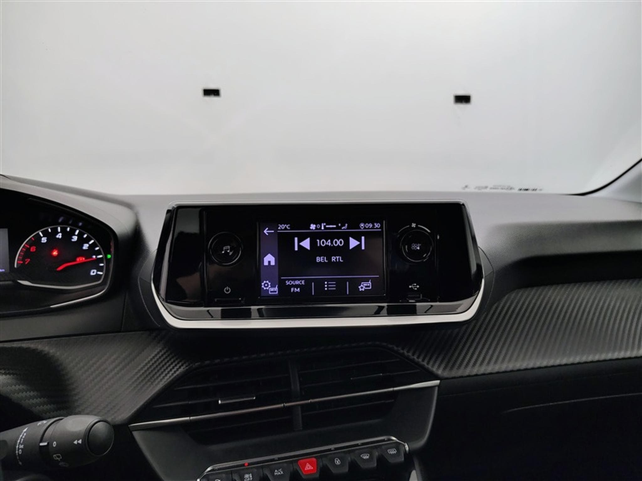 Peugeot 208 1.2i PureTech Like CLIM (2022) - Photo 11