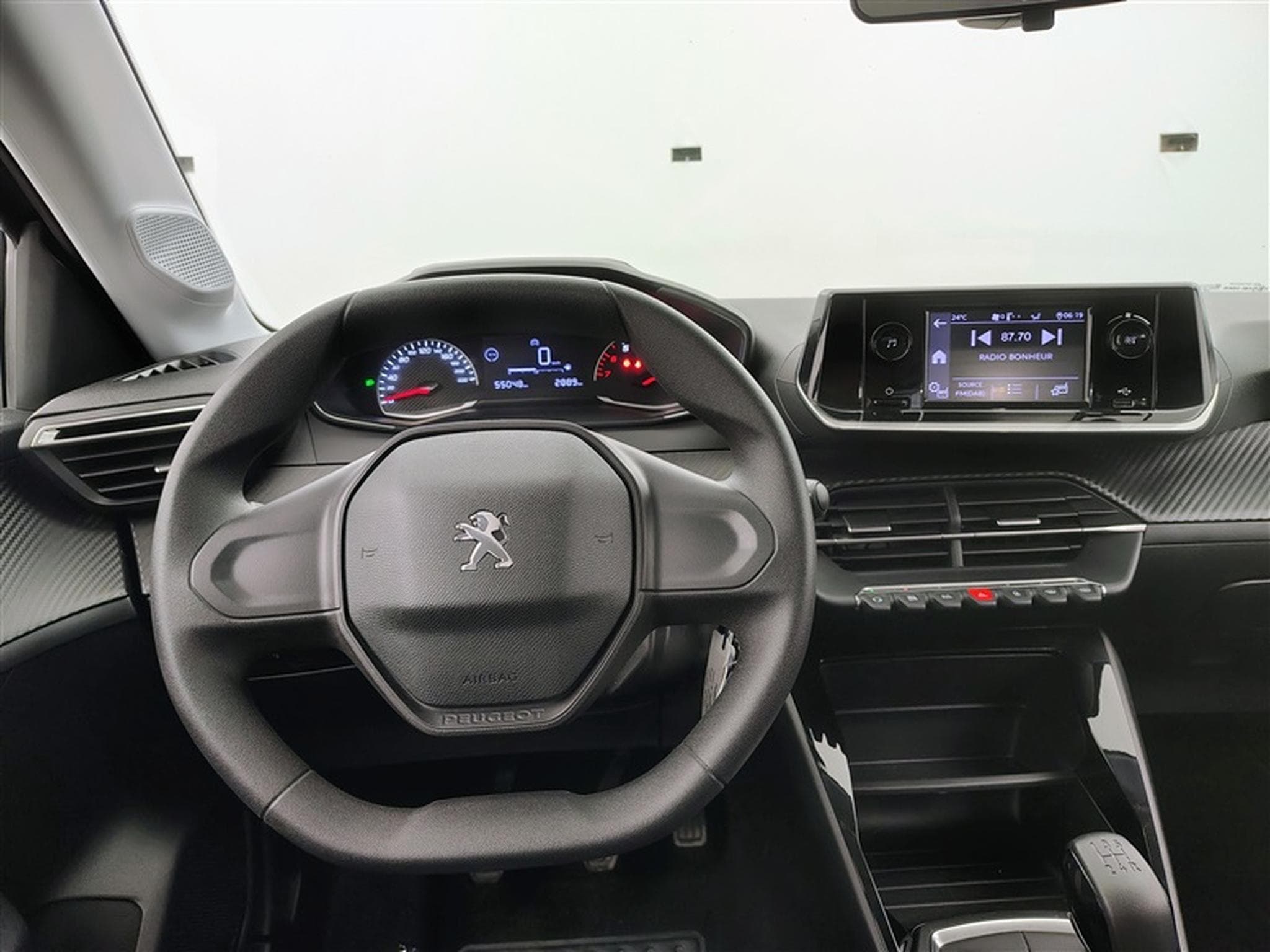 Peugeot 208 1.2i PureTech Like CLIM (2022) - Photo 9